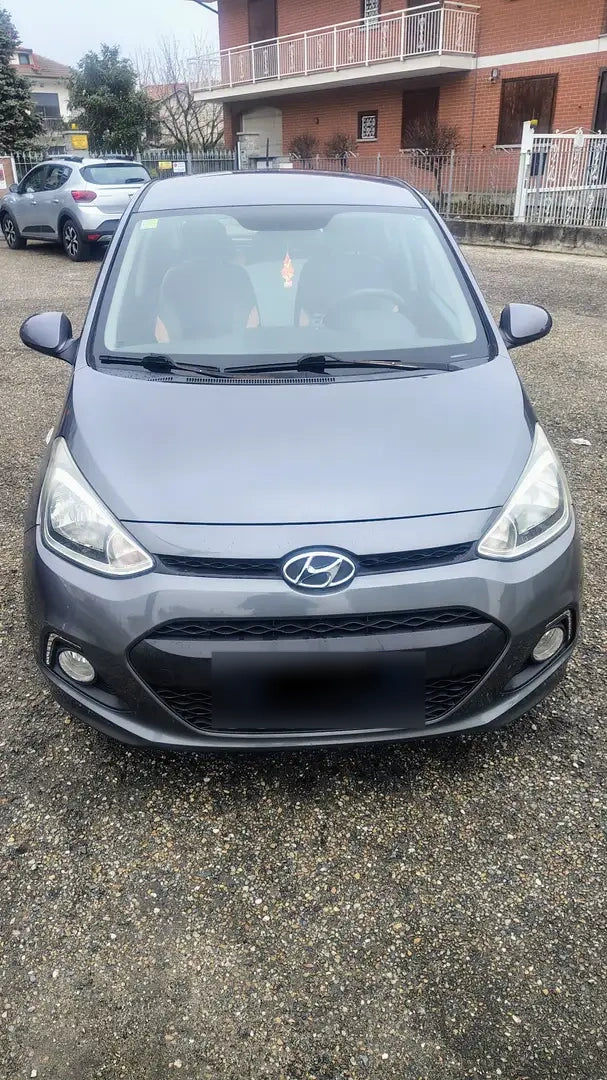 HYUNDAI - I10 (2014 - km 135.000 - Benzina)