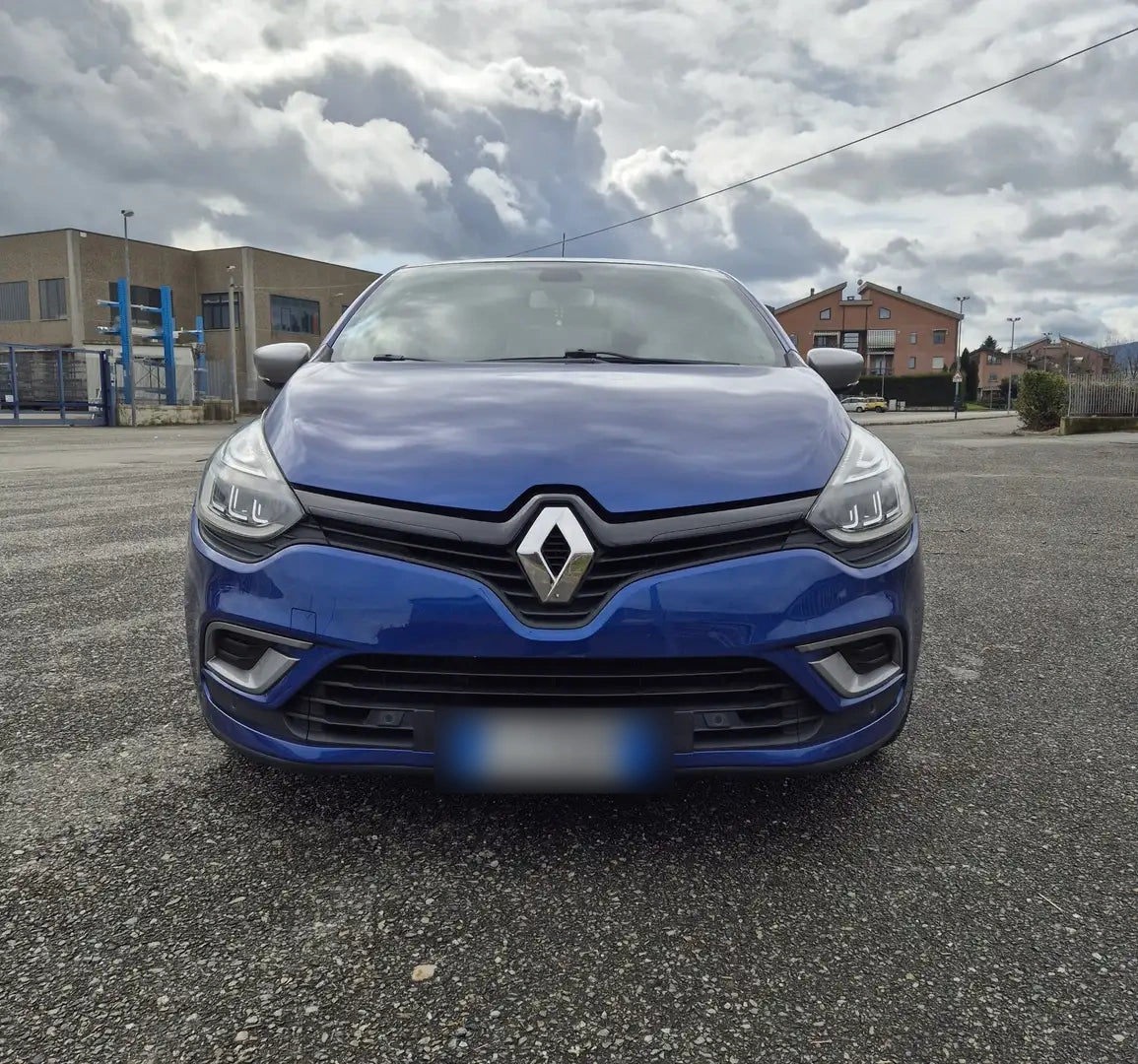RENAULT - CLIO (2017 - km 91.000 - Diesel)
