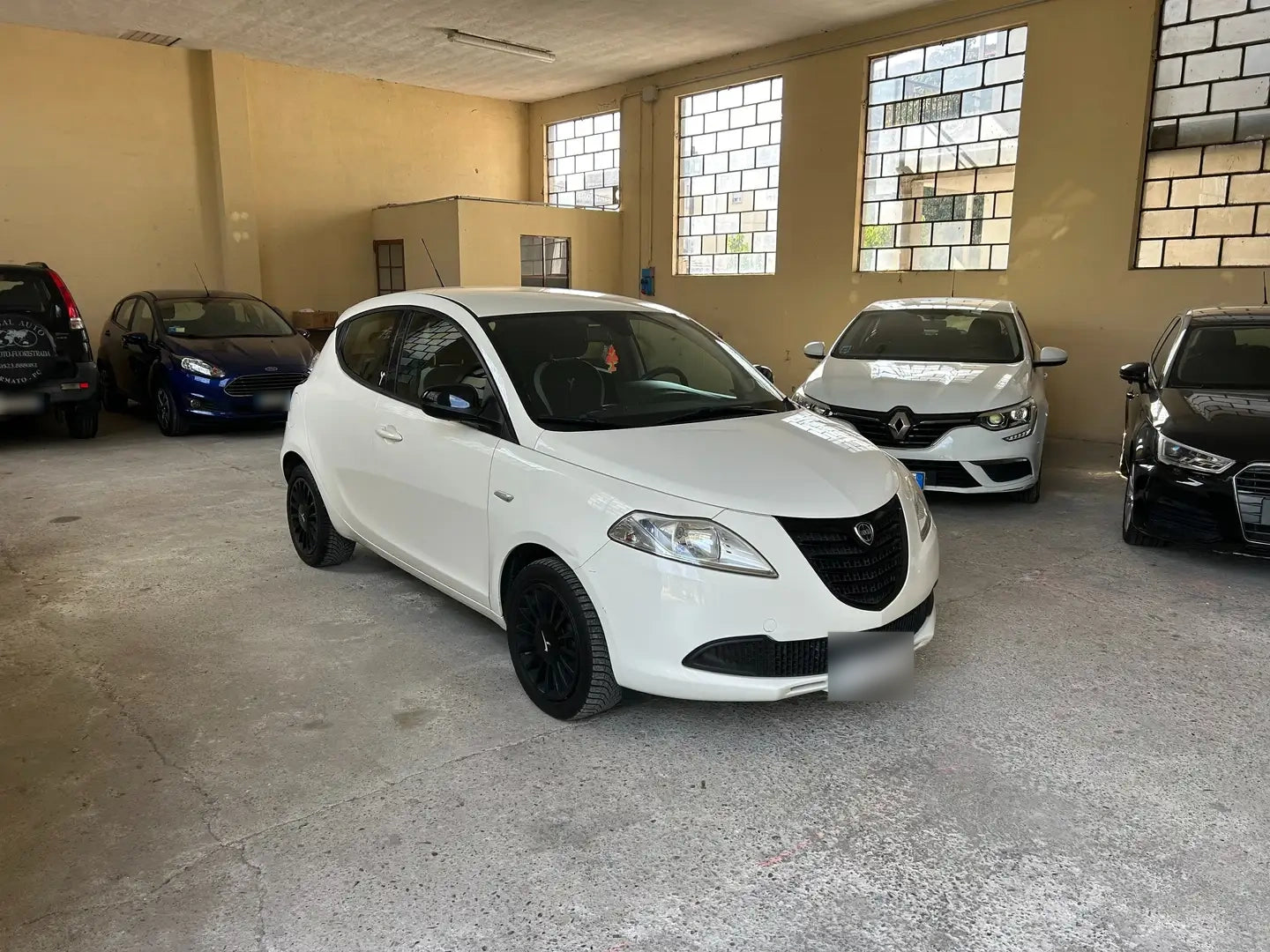 LANCIA - YPSILON (2014 - km 186.400 - Gpl)