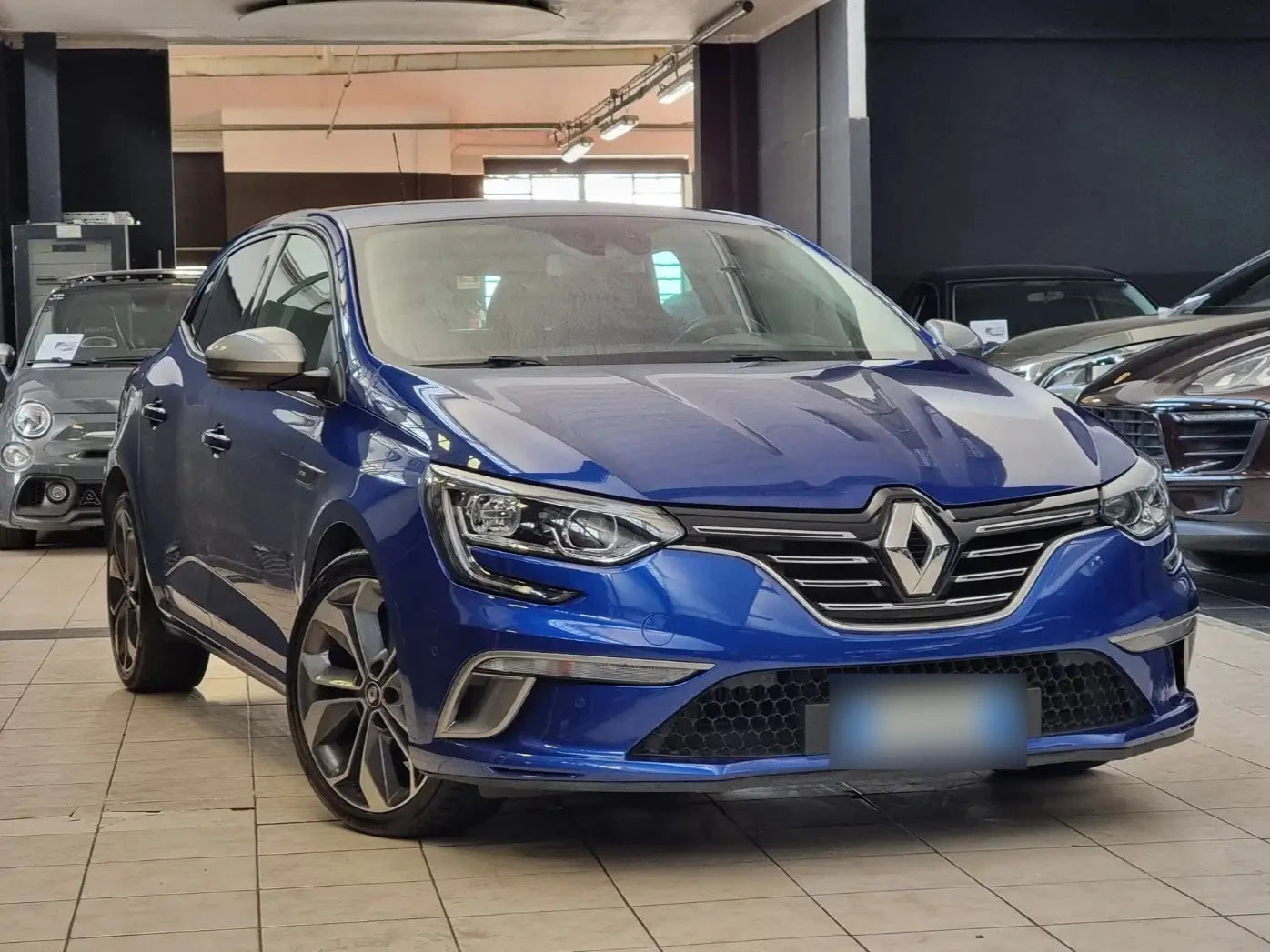 RENAULT - MEGANE (2016 - km 128.494 - Diesel)