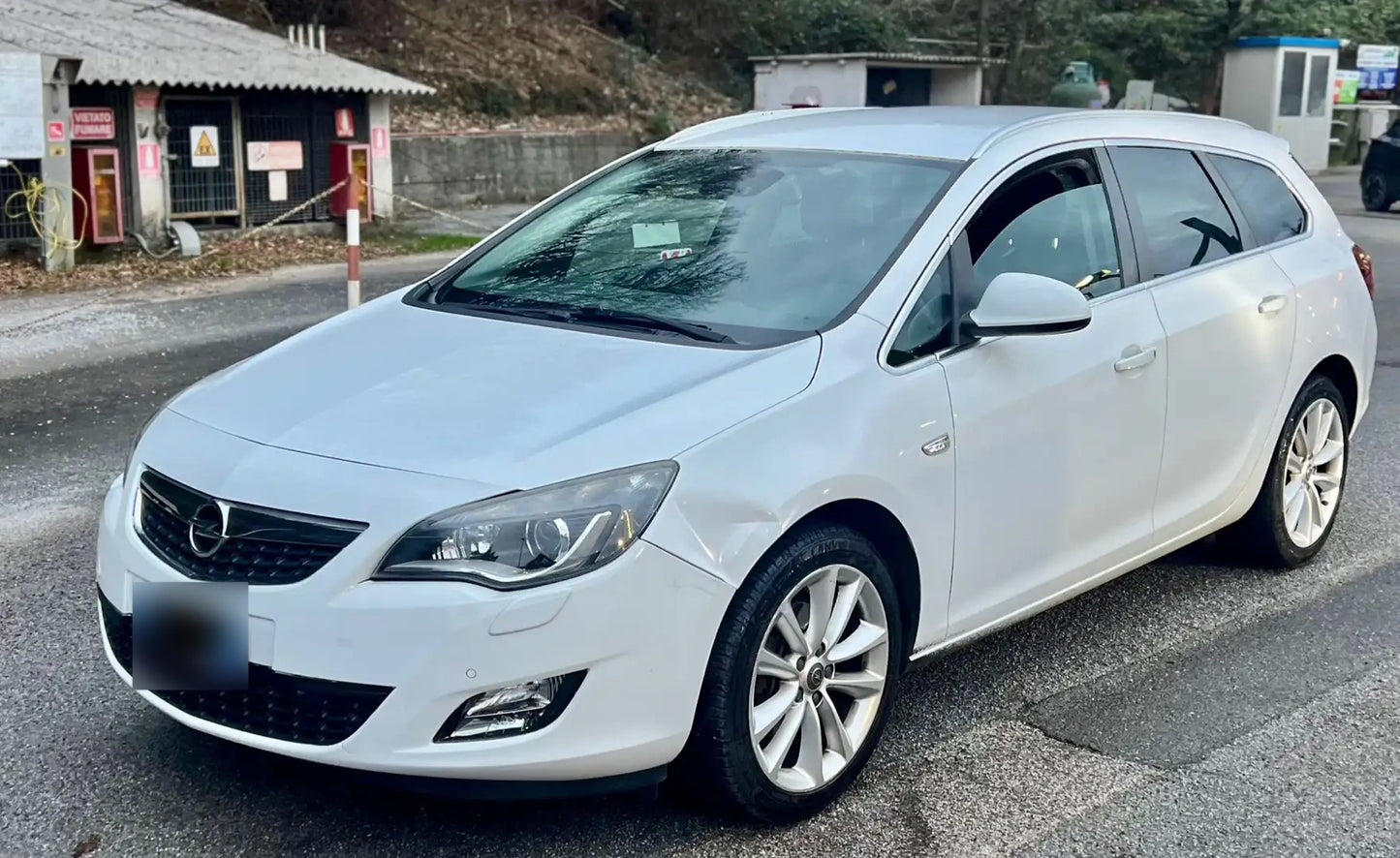 OPEL - ASTRA (2013 - km 100.000 - Diesel)