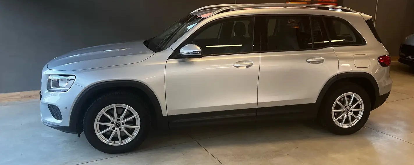 MERCEDES-BENZ - GLB 200 (2021 - km 87.983 - Diesel)