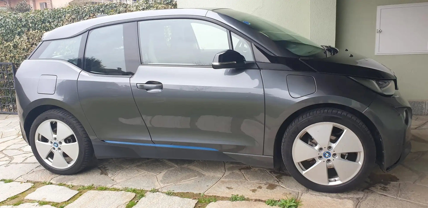 BMW - i3 (2016 - km 113.000 - Ibrida)