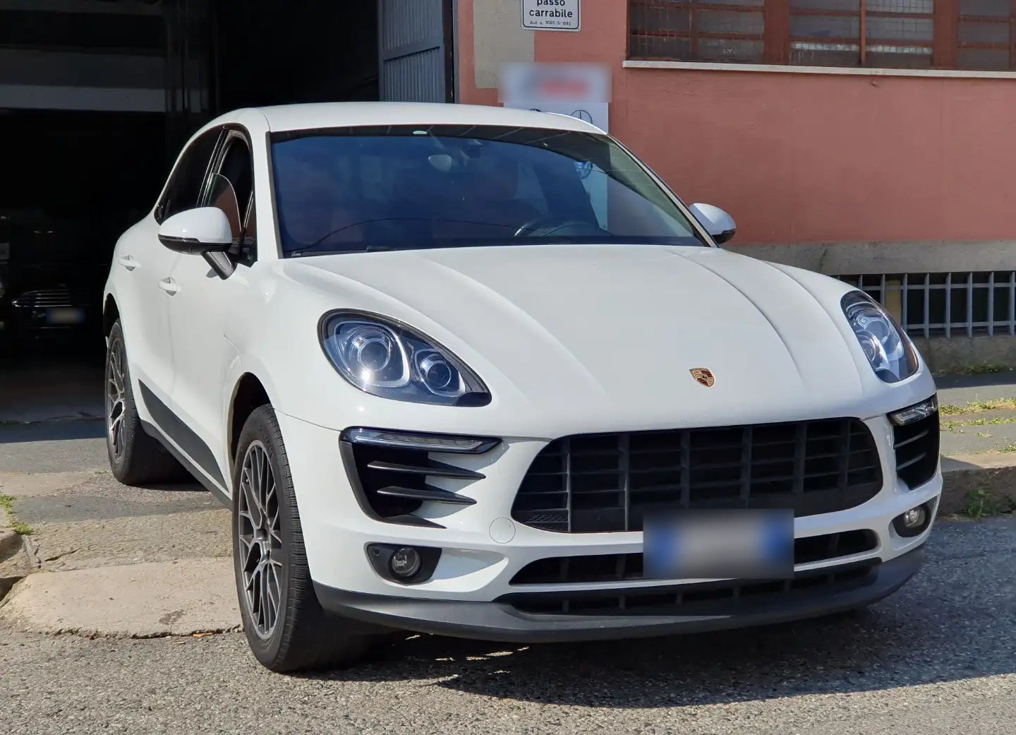PORSCHE - MACAN (2017 - km 87.583 - Benzina)