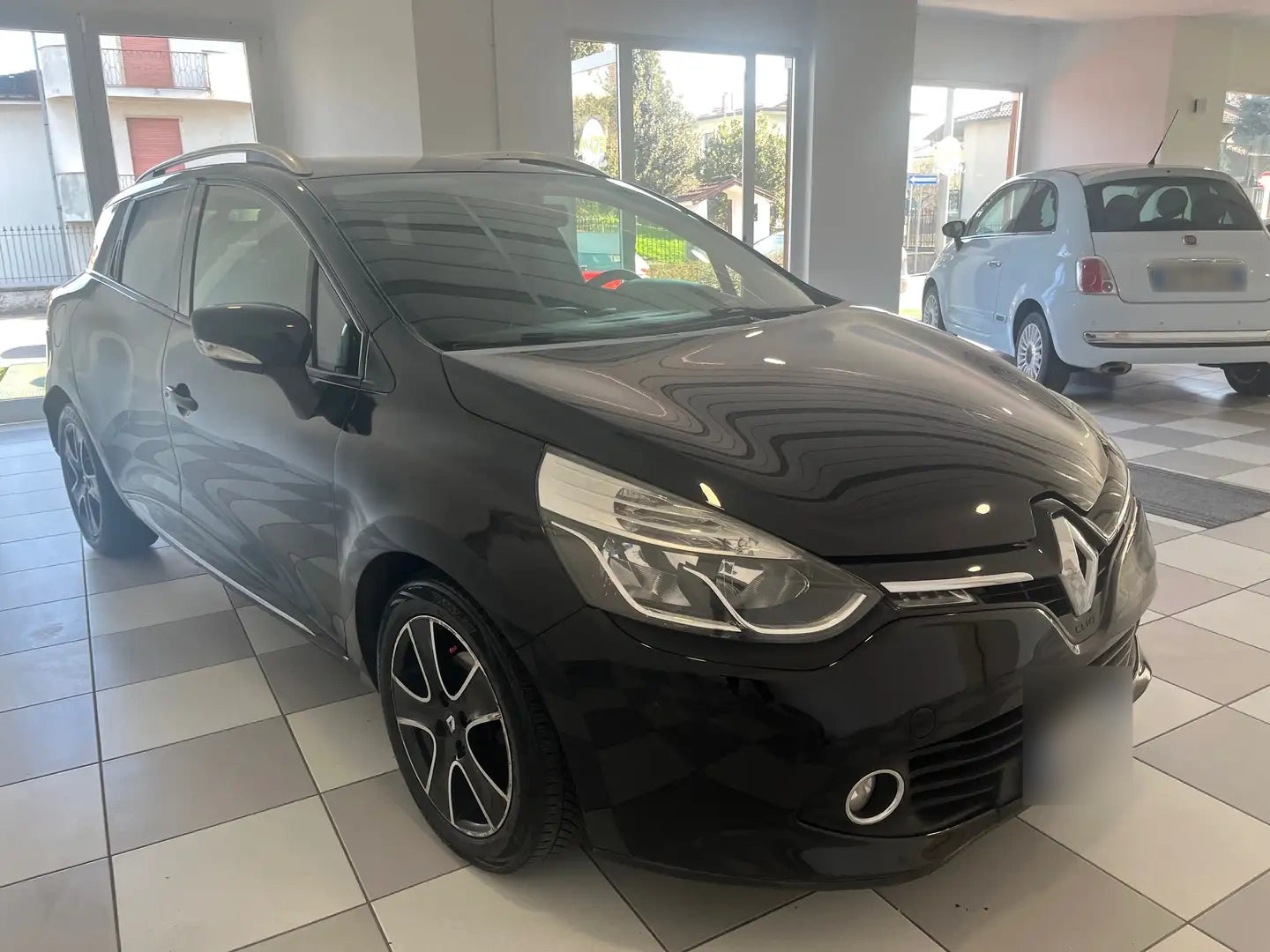 RENAULT - CLIO (2015 - km 156.577 - Diesel)