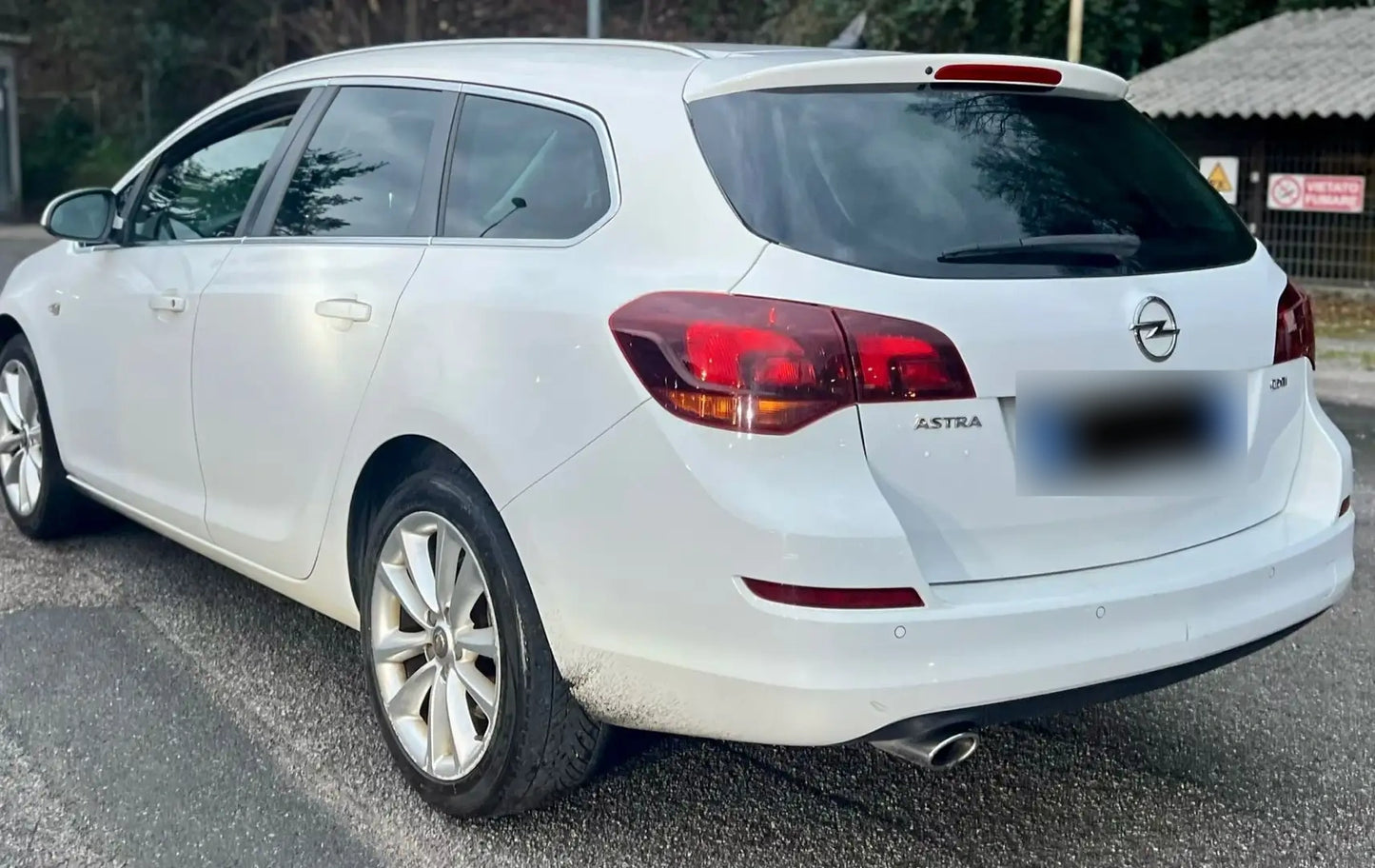 OPEL - ASTRA (2013 - km 100.000 - Diesel)