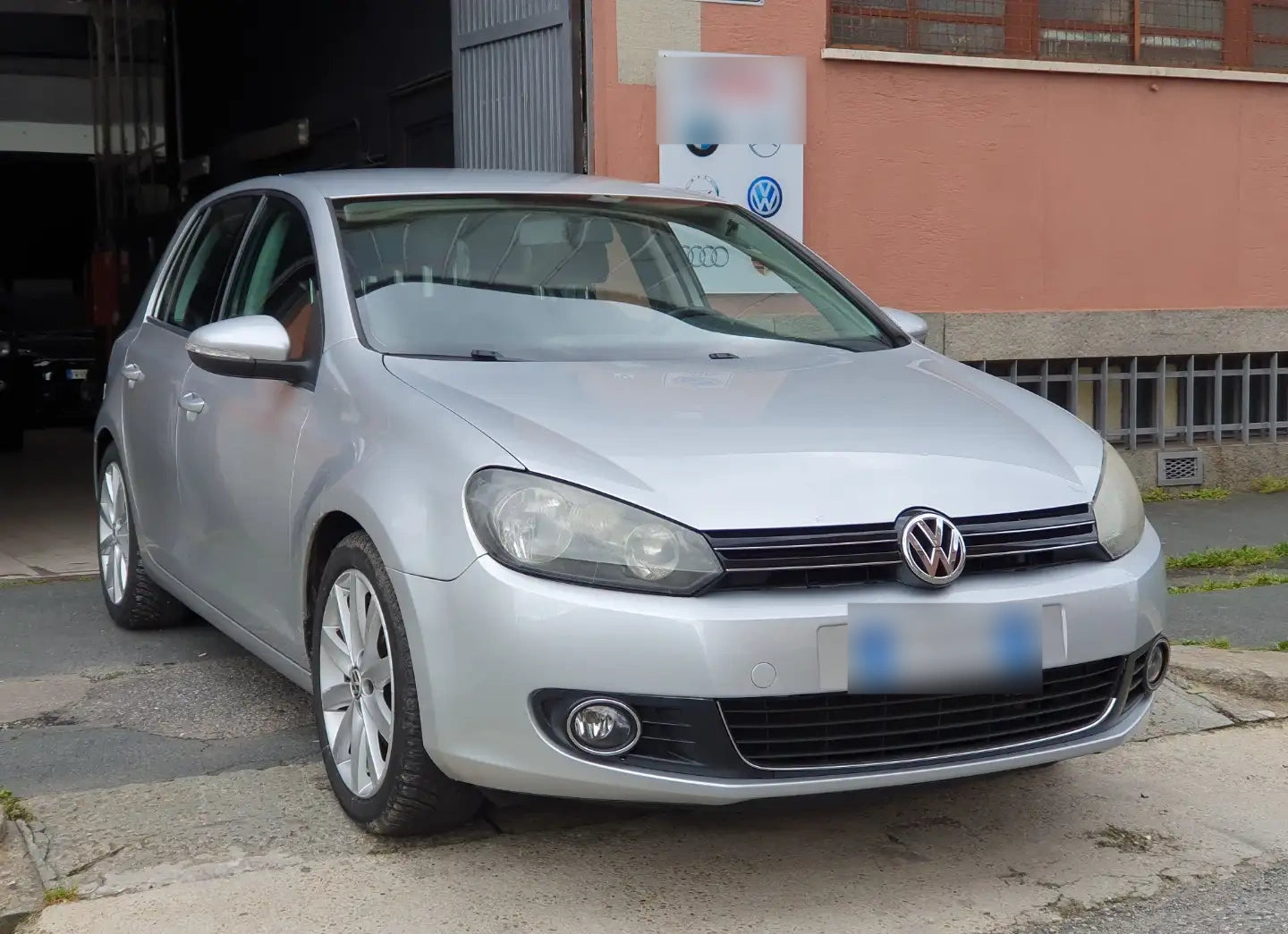 VOLKSWAGEN - GOLF (2011 - km 143.105 - Benzina)