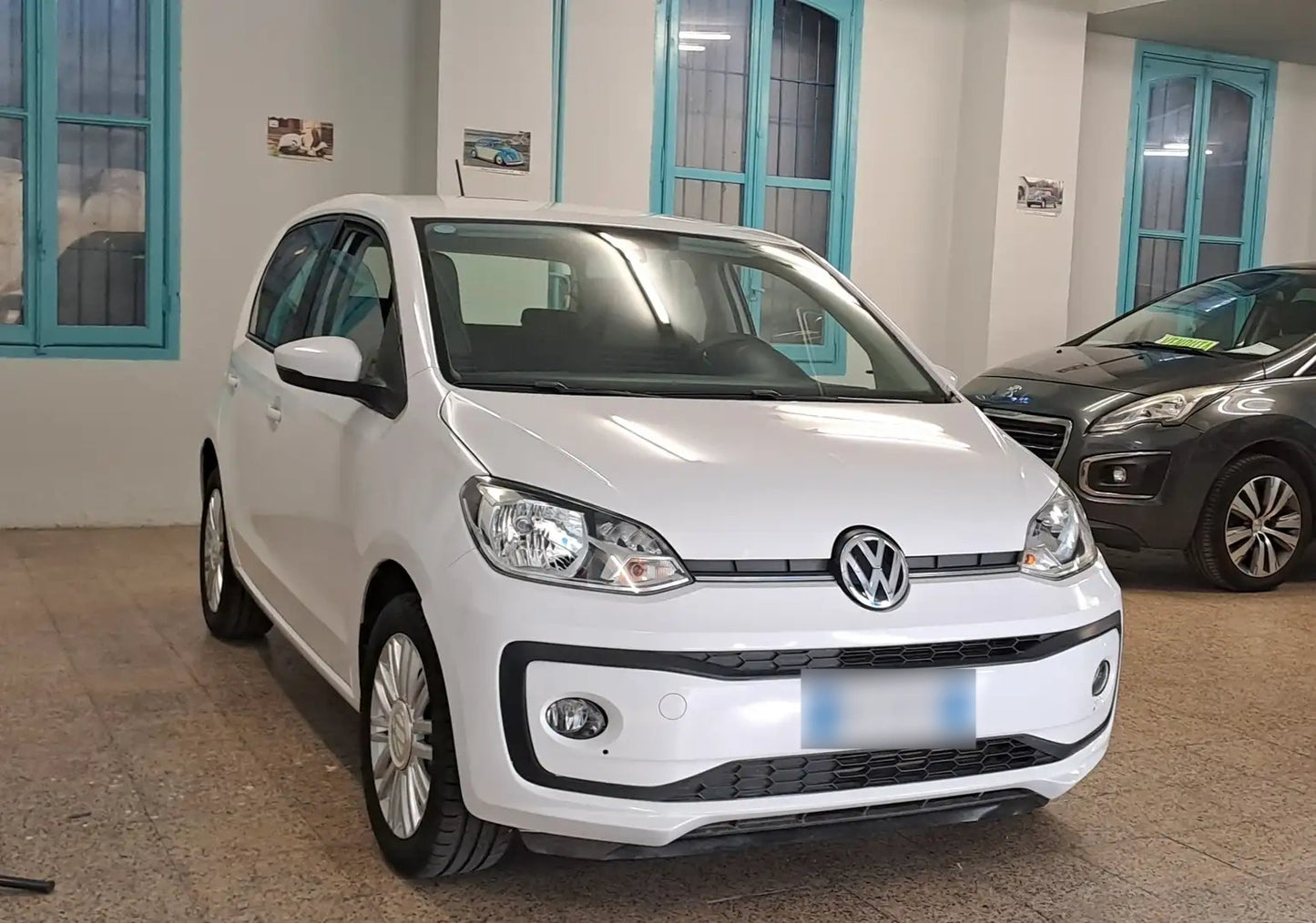 VOLKSWAGEN - UP! (2019 - km 15.900 - Metano)