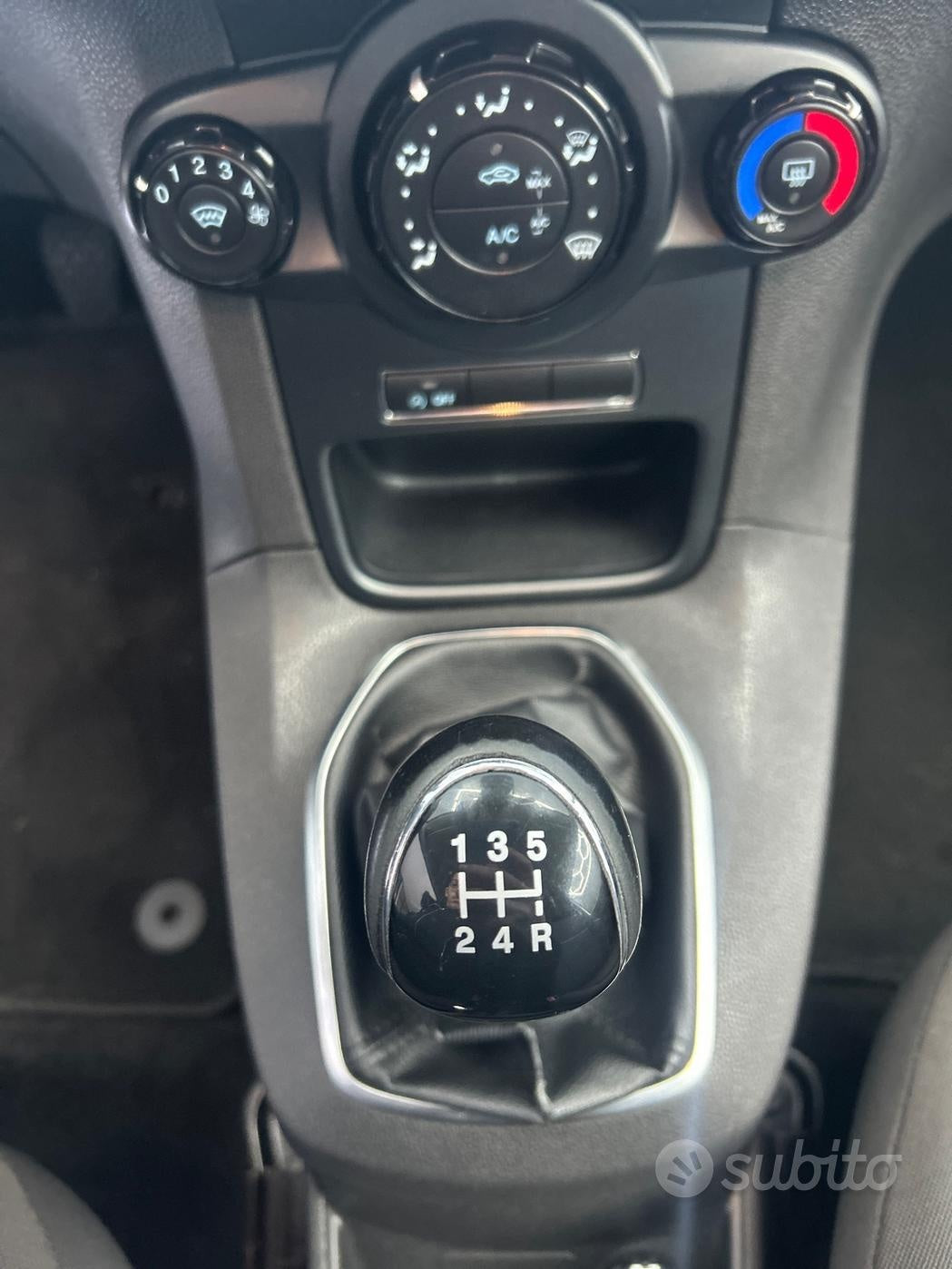 FORD - FIESTA (2013 - km 155.000 - Benzina)