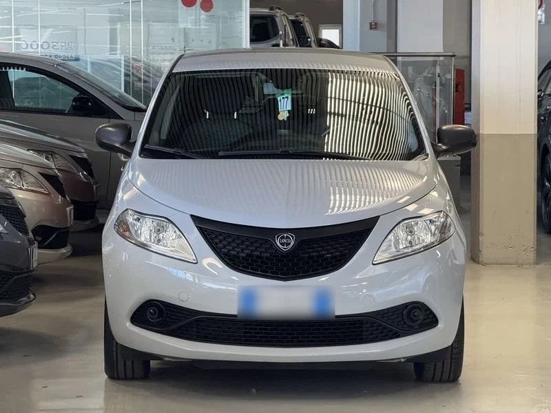 LANCIA - YPSILON (2019 - km 31.100 - Benzina)
