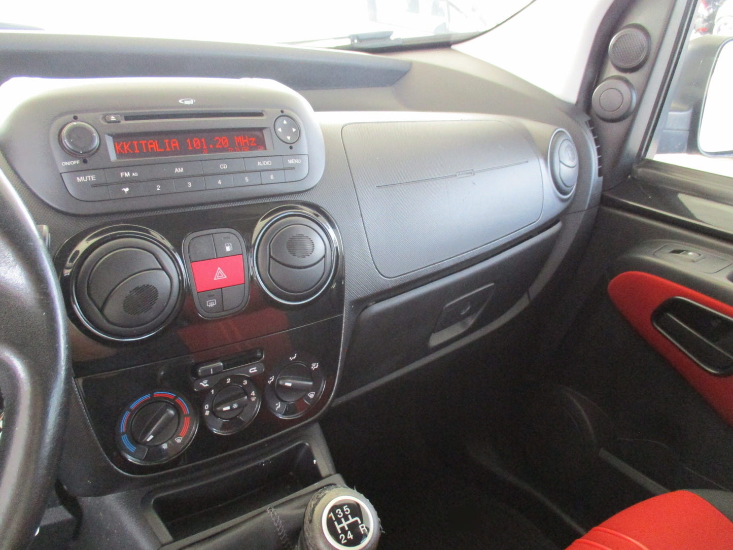 FIAT - QUBO (2015 - km 188.000 - Metano)
