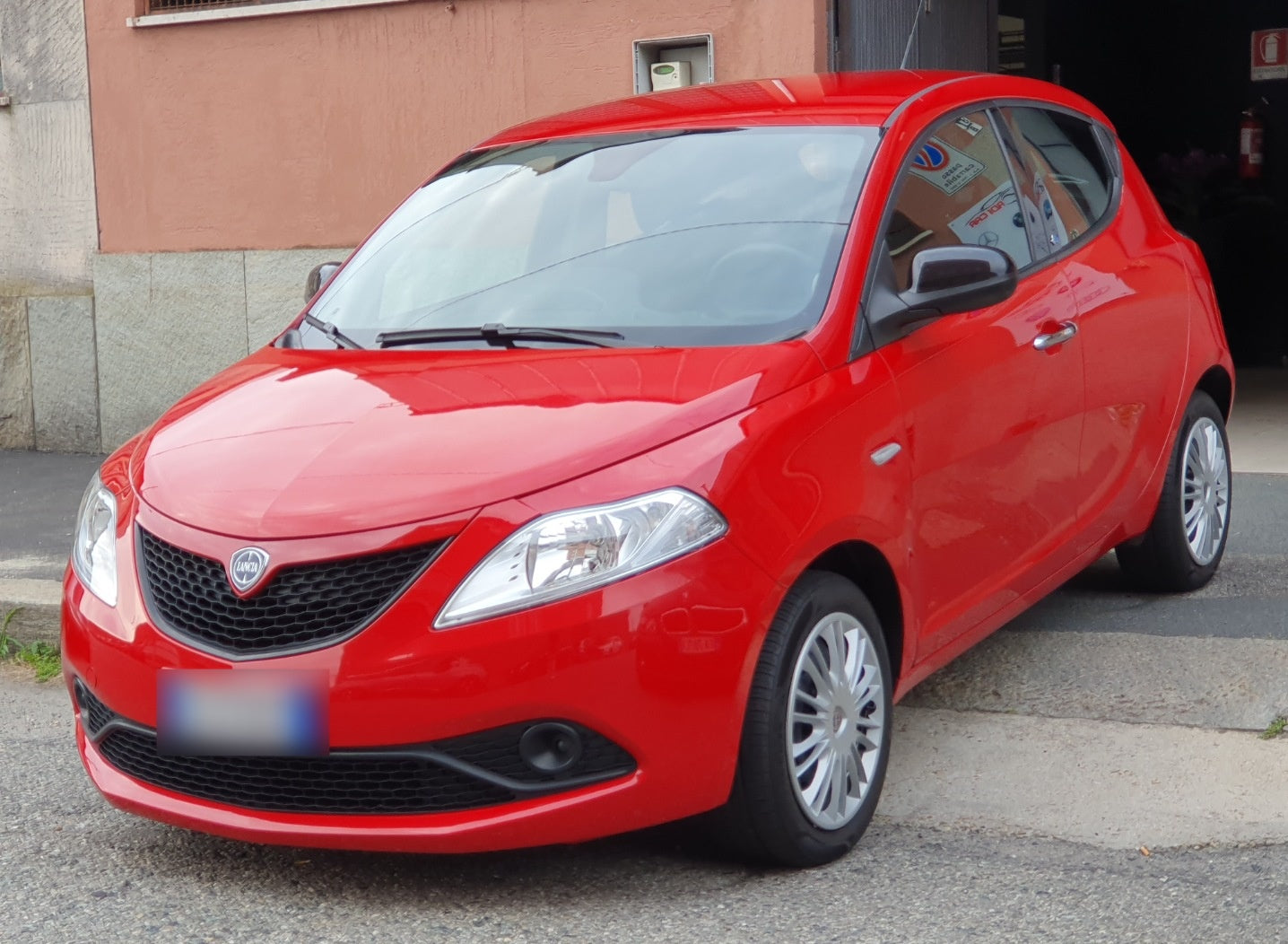 LANCIA - YPSILON (2018 - km 71.371 - Gpl)