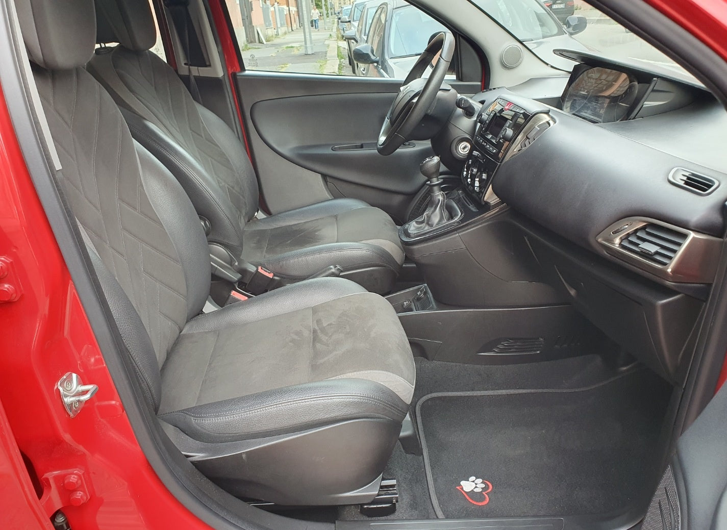 LANCIA - YPSILON (2018 - km 71.371 - Gpl)