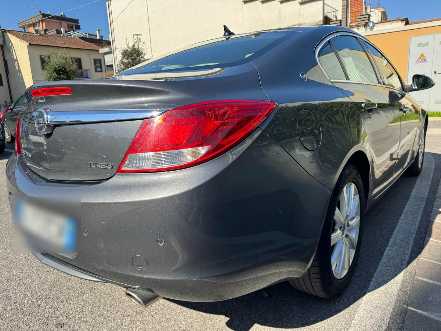 OPEL - INSIGNIA (2009 - km 138.000 - GPL)