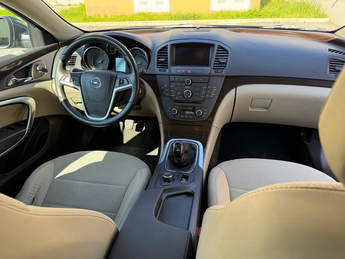 OPEL - INSIGNIA (2009 - km 138.000 - GPL)