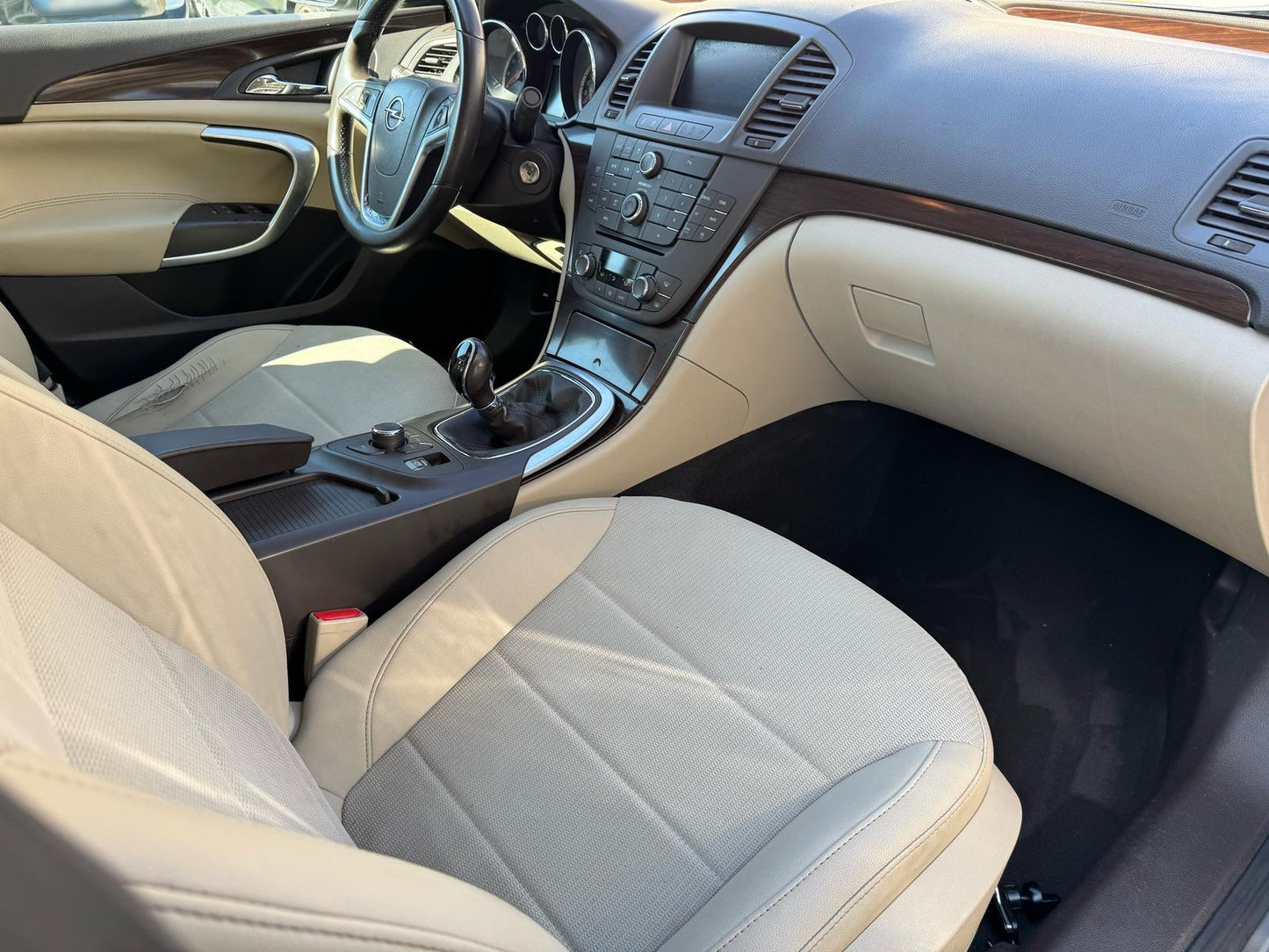 OPEL - INSIGNIA (2009 - km 138.000 - GPL)