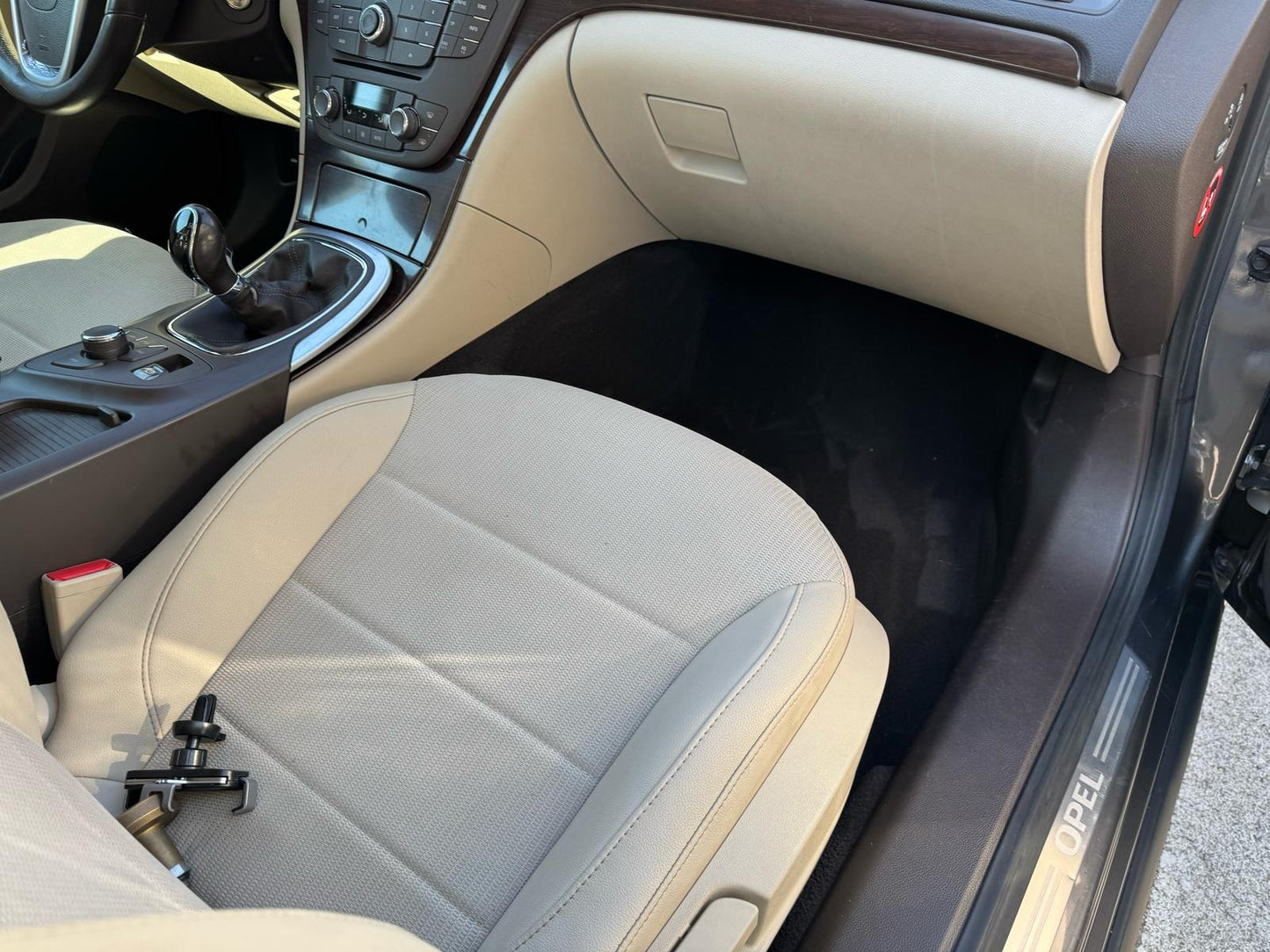 OPEL - INSIGNIA (2009 - km 138.000 - GPL)