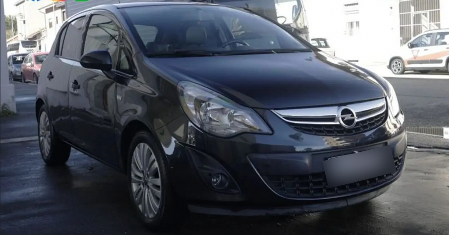 OPEL - CORSA (2014 - km 99.000 - Diesel)