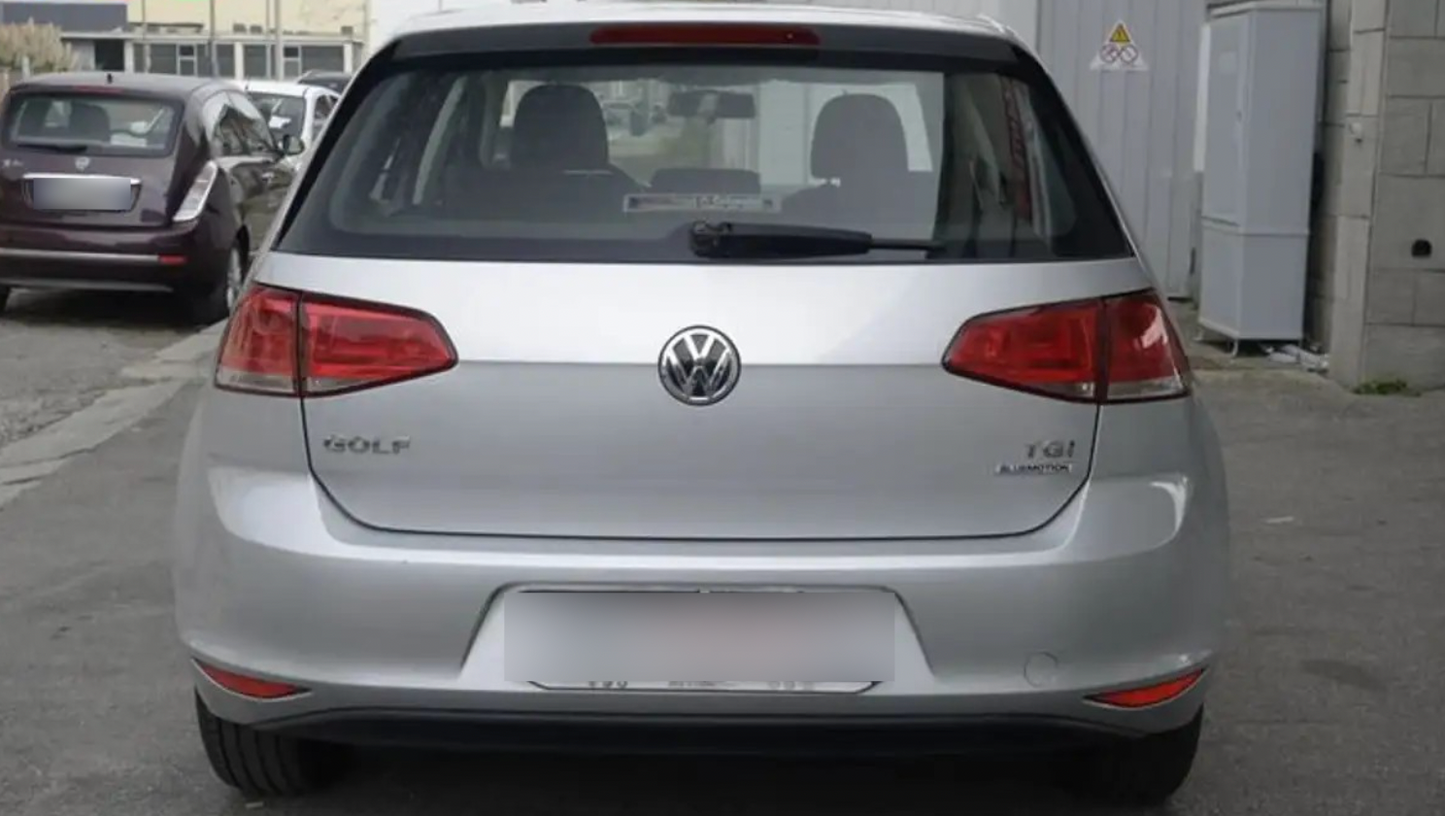 VOLKSWAGEN - GOLF (2016 - km 159.000 - Metano)