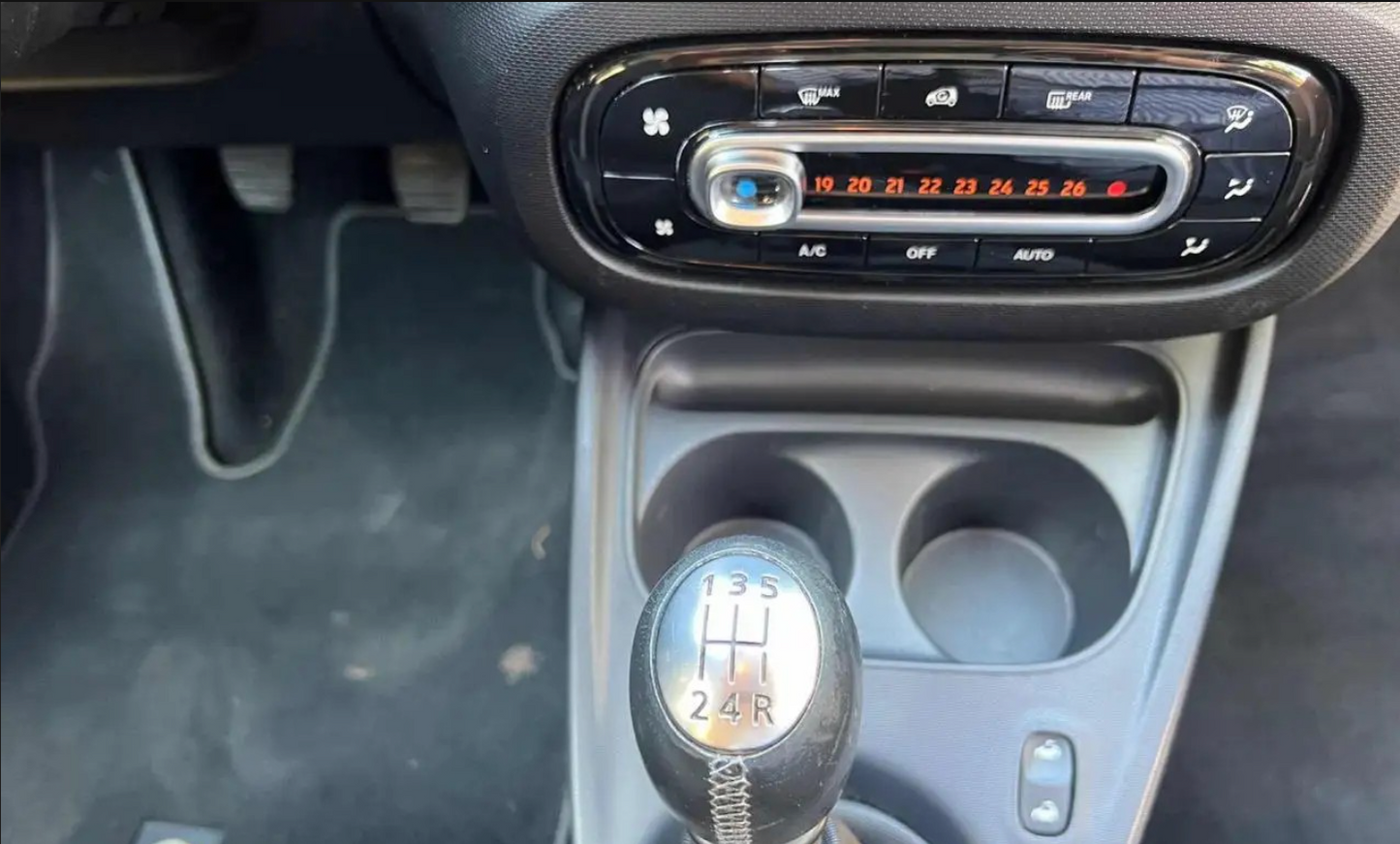SMART - FORFOUR (2019 - km 115.000 - Benzina)