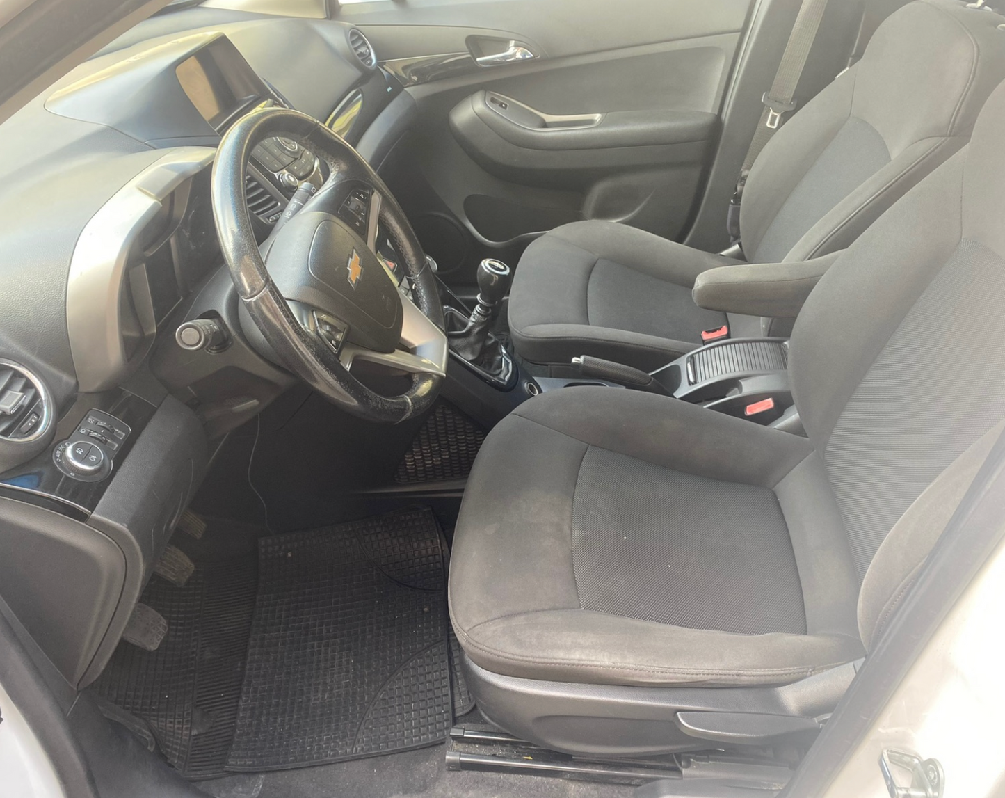 CHEVROLET - ORLANDO (2012 - km 190.000 - Diesel)