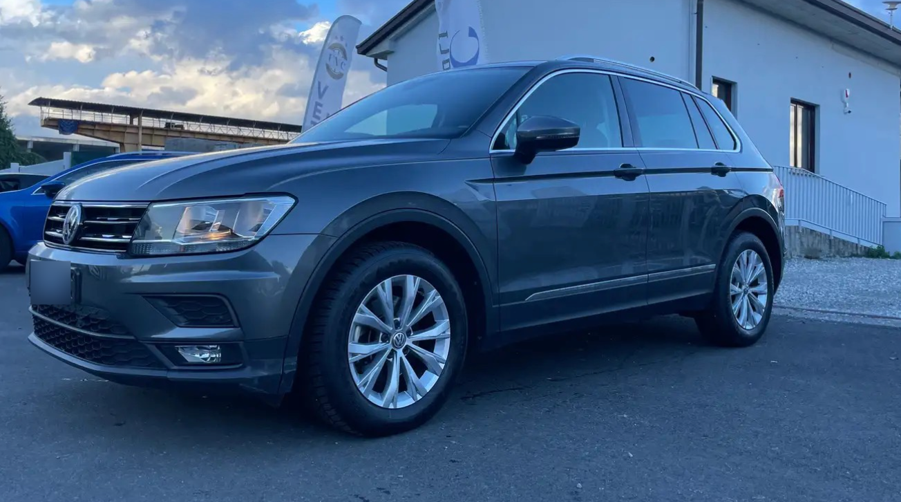 VOLKSWAGEN - TIGUAN (2020 - km 88.000 - Diesel)