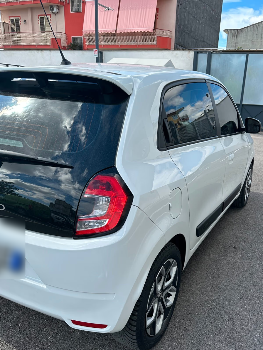 RENAULT - TWINGO (2019 - km 110.000 - Benzina)