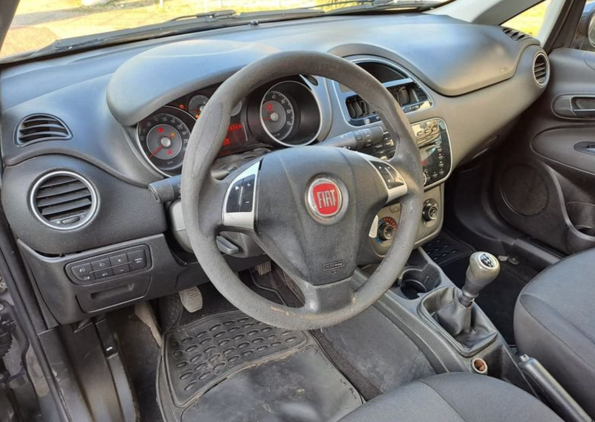 FIAT - PUNTO (2014 - km 170.609 - Diesel)