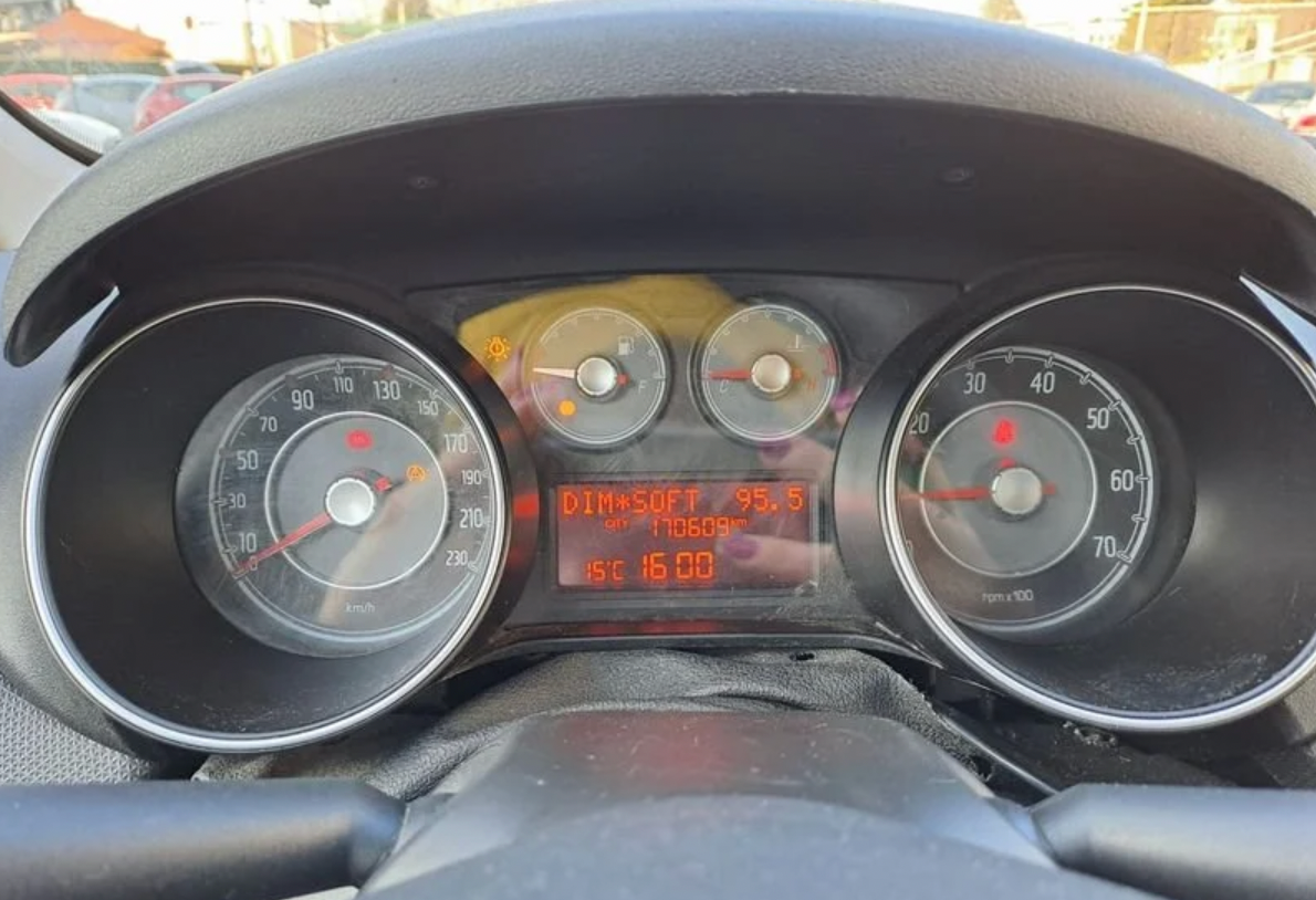 FIAT - PUNTO (2014 - km 170.609 - Diesel)