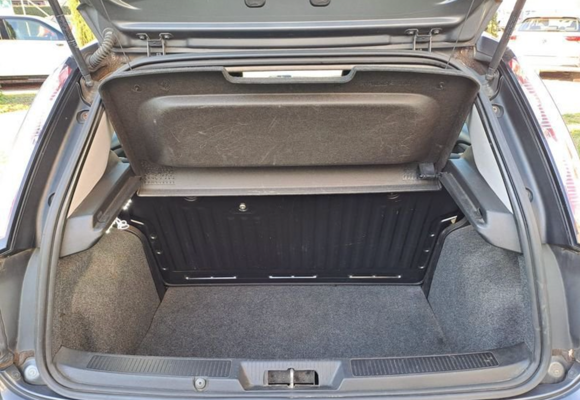 FIAT - PUNTO (2014 - km 170.609 - Diesel)