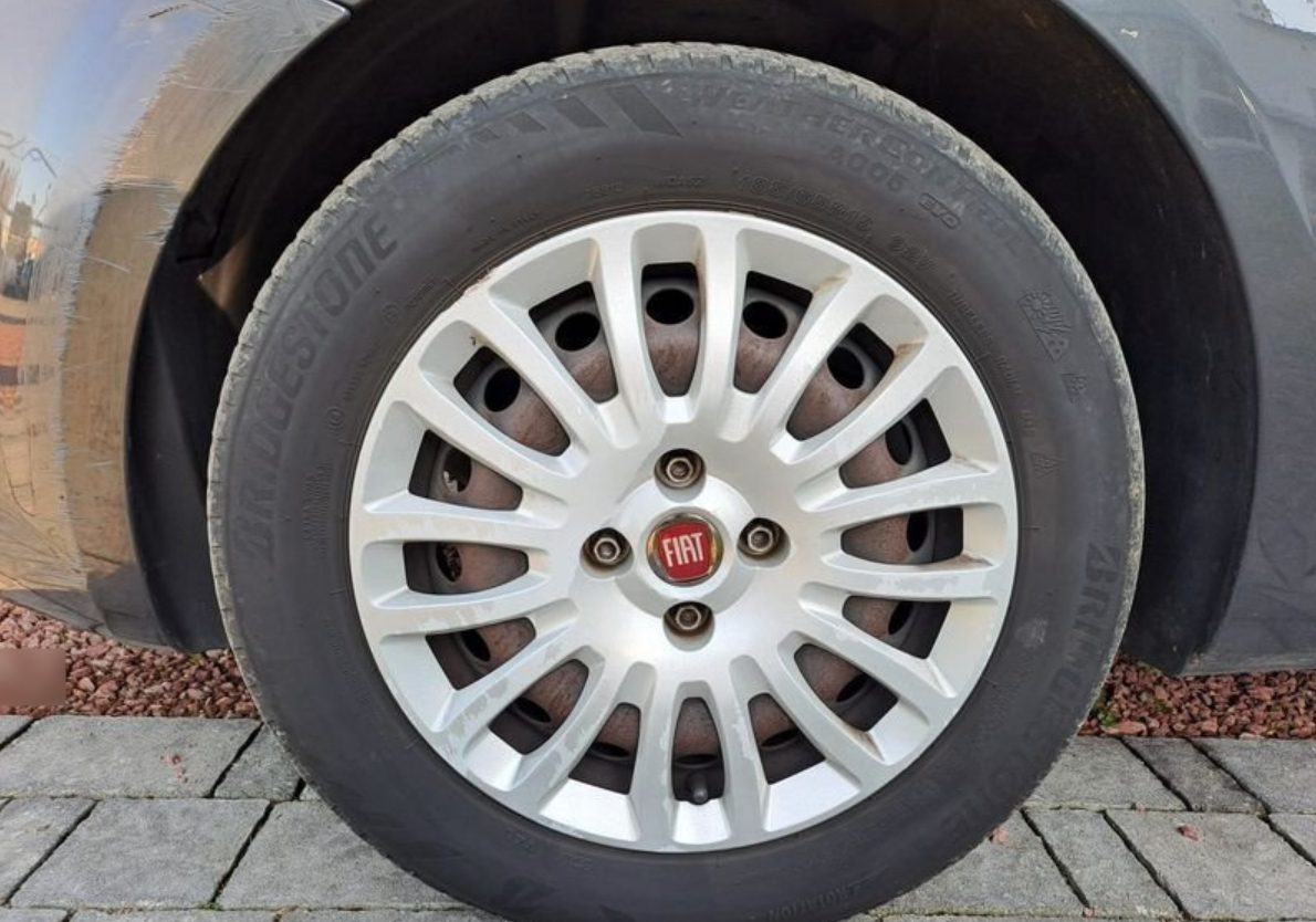 FIAT - PUNTO (2014 - km 170.609 - Diesel)