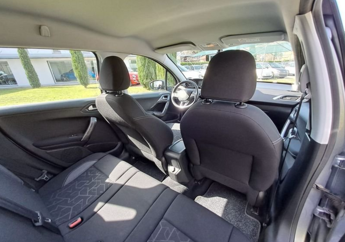PEUGEOT - 2008 (2016 - 160.601 - Diesel)
