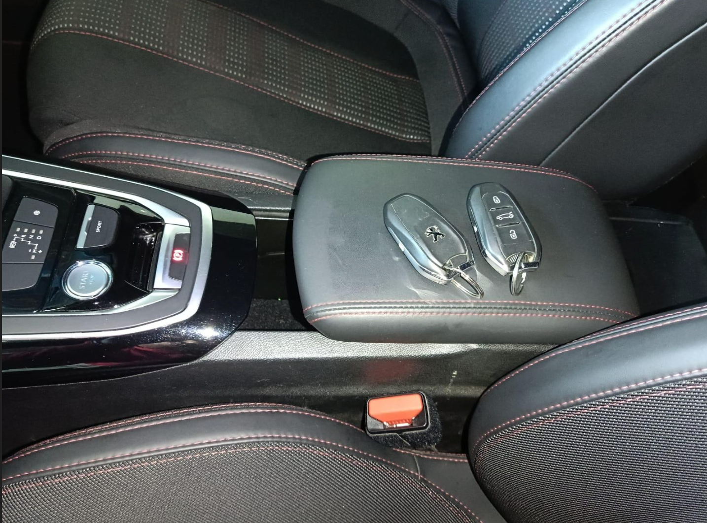 PEUGEOT - 308 (2018 - km 176.000 - Diesel)