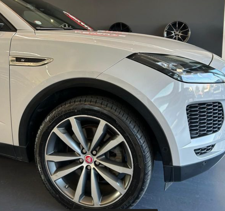 JAGUAR - E-PACE (2018 - km 93.000 - Benzina)