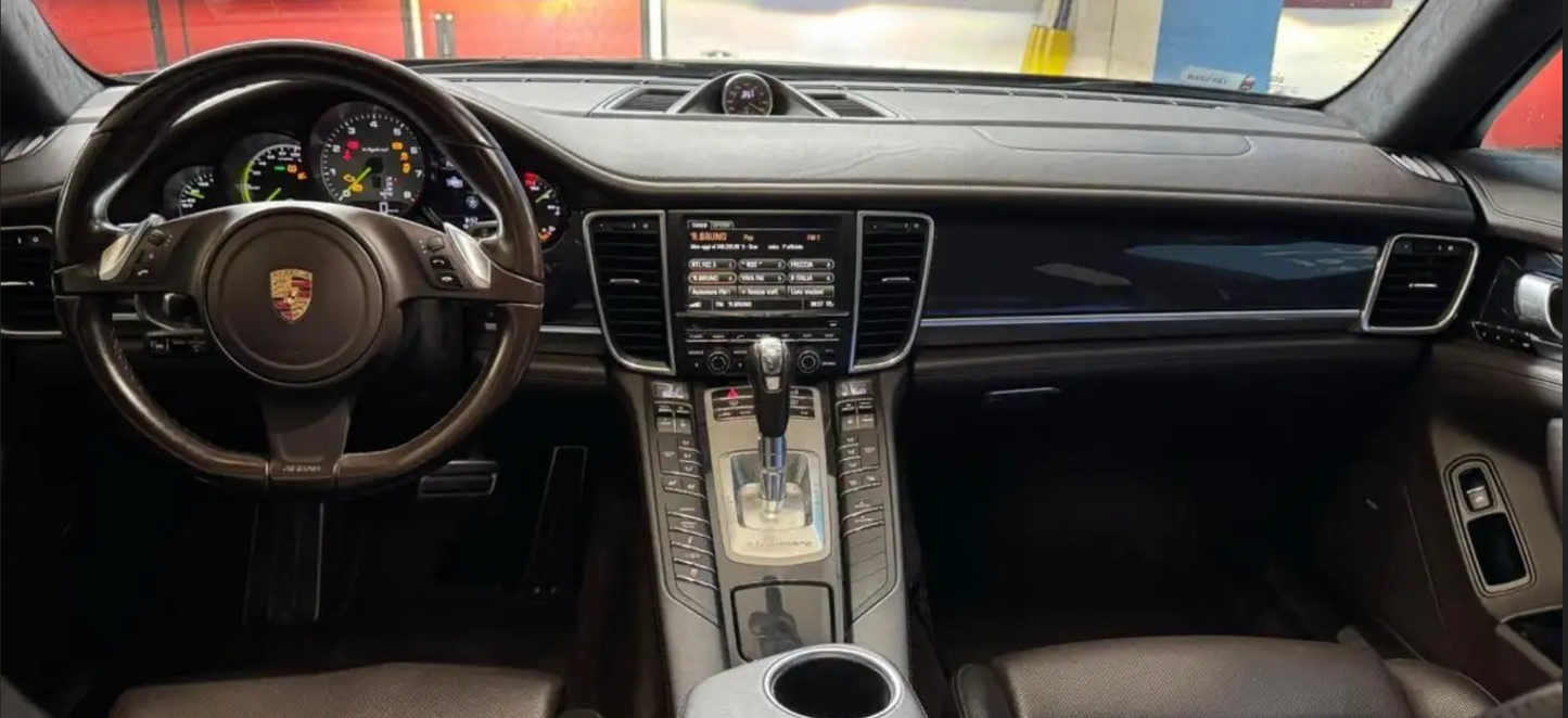 PORSCHE - PANAMERA (2015 - km 129.000 - Ibrida)