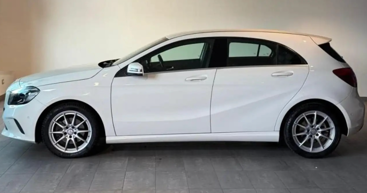 MERCEDES-BENZ - A 200 (2016 - km 99.500 - Benzina)