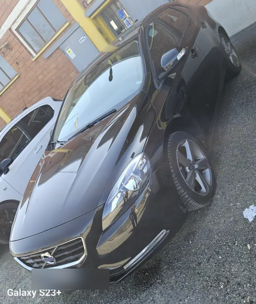 VOLVO - V40 (2015 - km 112.000 - Diesel)