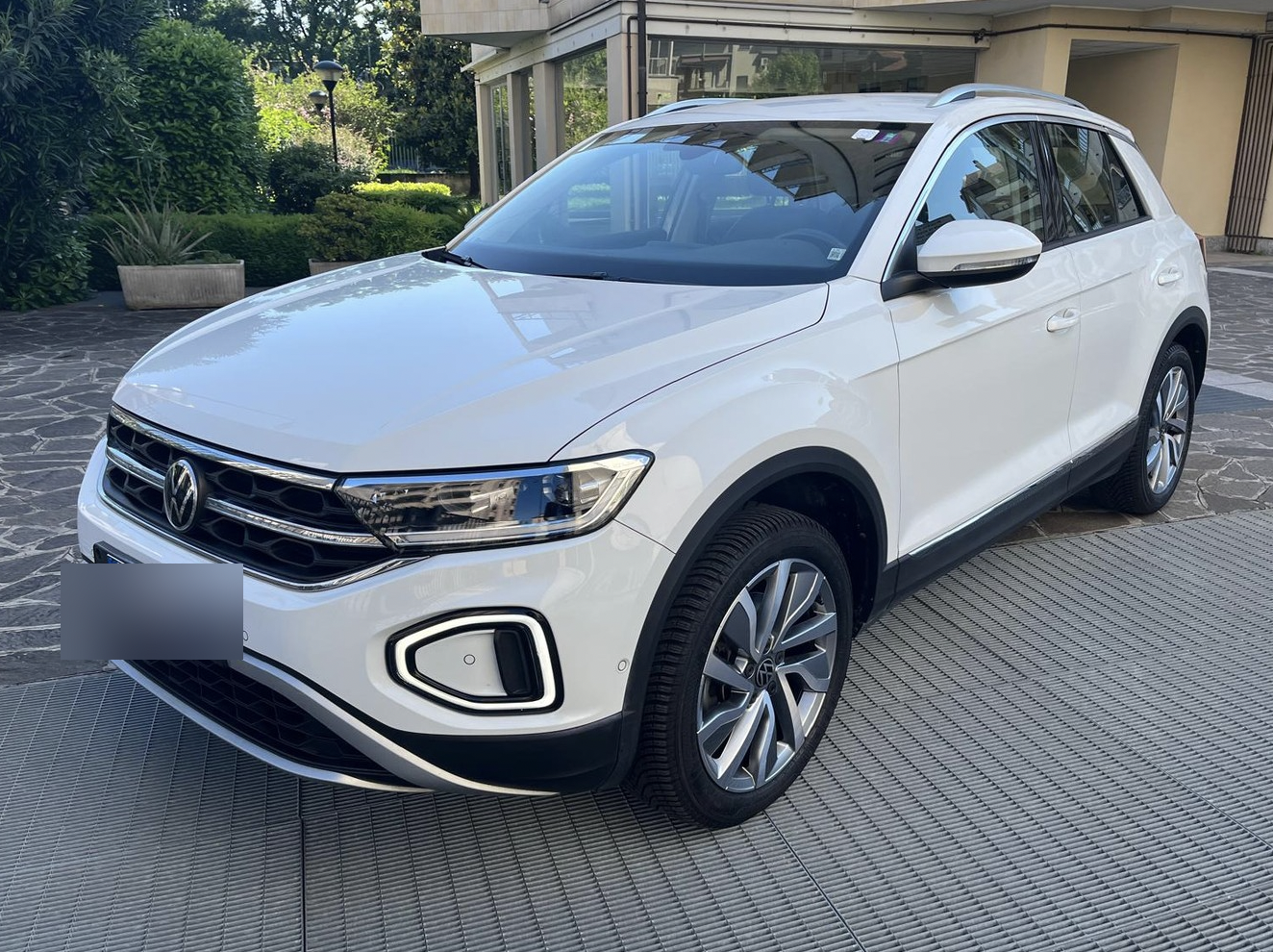 VOLKSWAGEN - T-ROC (2022 - km 77.000 - Diesel)