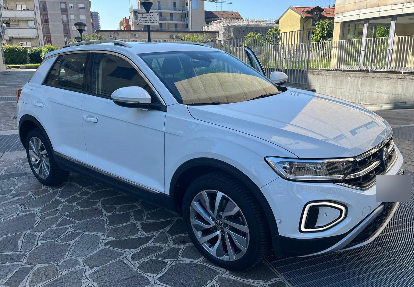 VOLKSWAGEN - T-ROC (2022 - km 77.000 - Diesel)