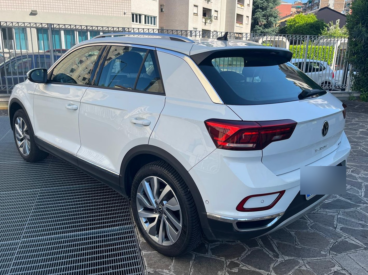 VOLKSWAGEN - T-ROC (2022 - km 77.000 - Diesel)