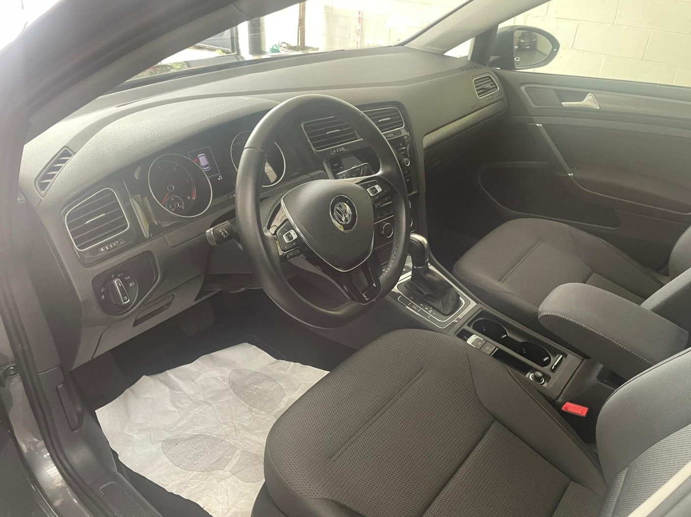 VOLKSWAGEN - GOLF (2019 - km 80.000 - Diesel)