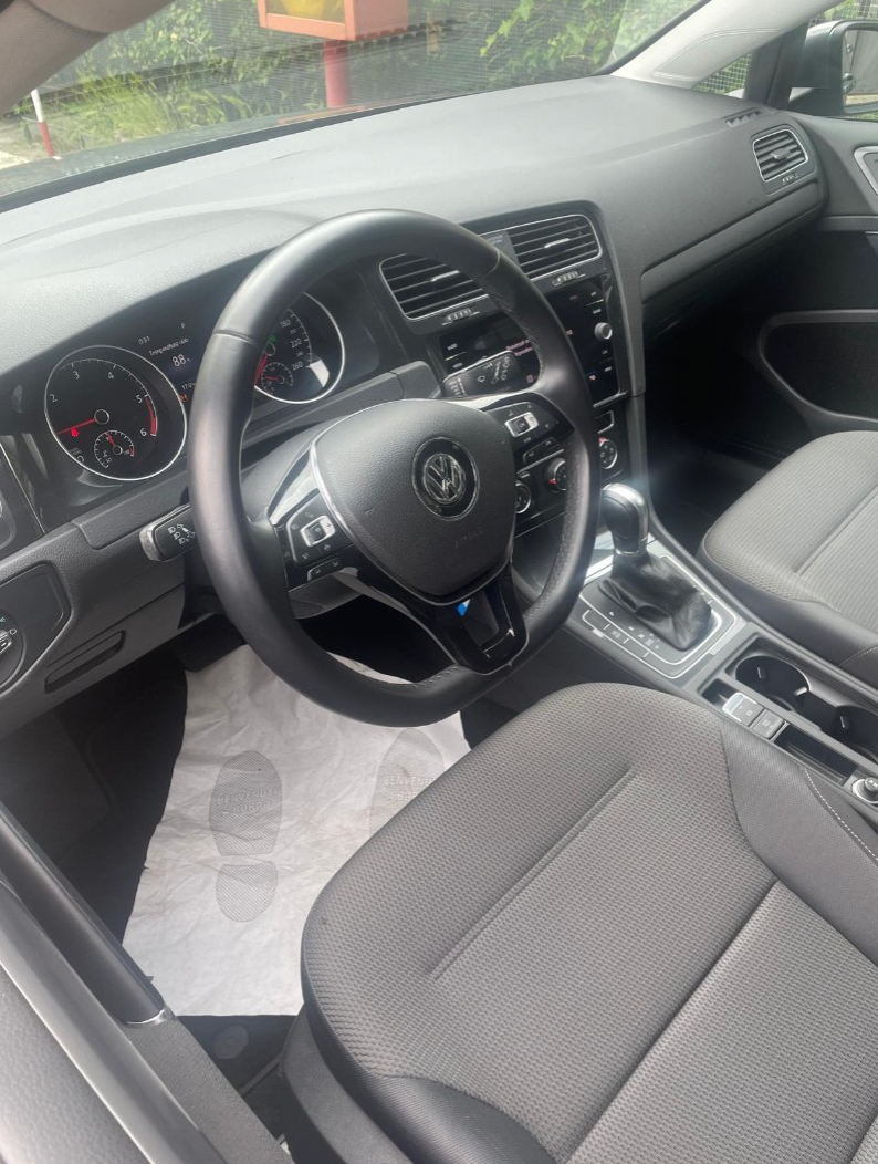 VOLKSWAGEN - GOLF (2019 - km 80.000 - Diesel)