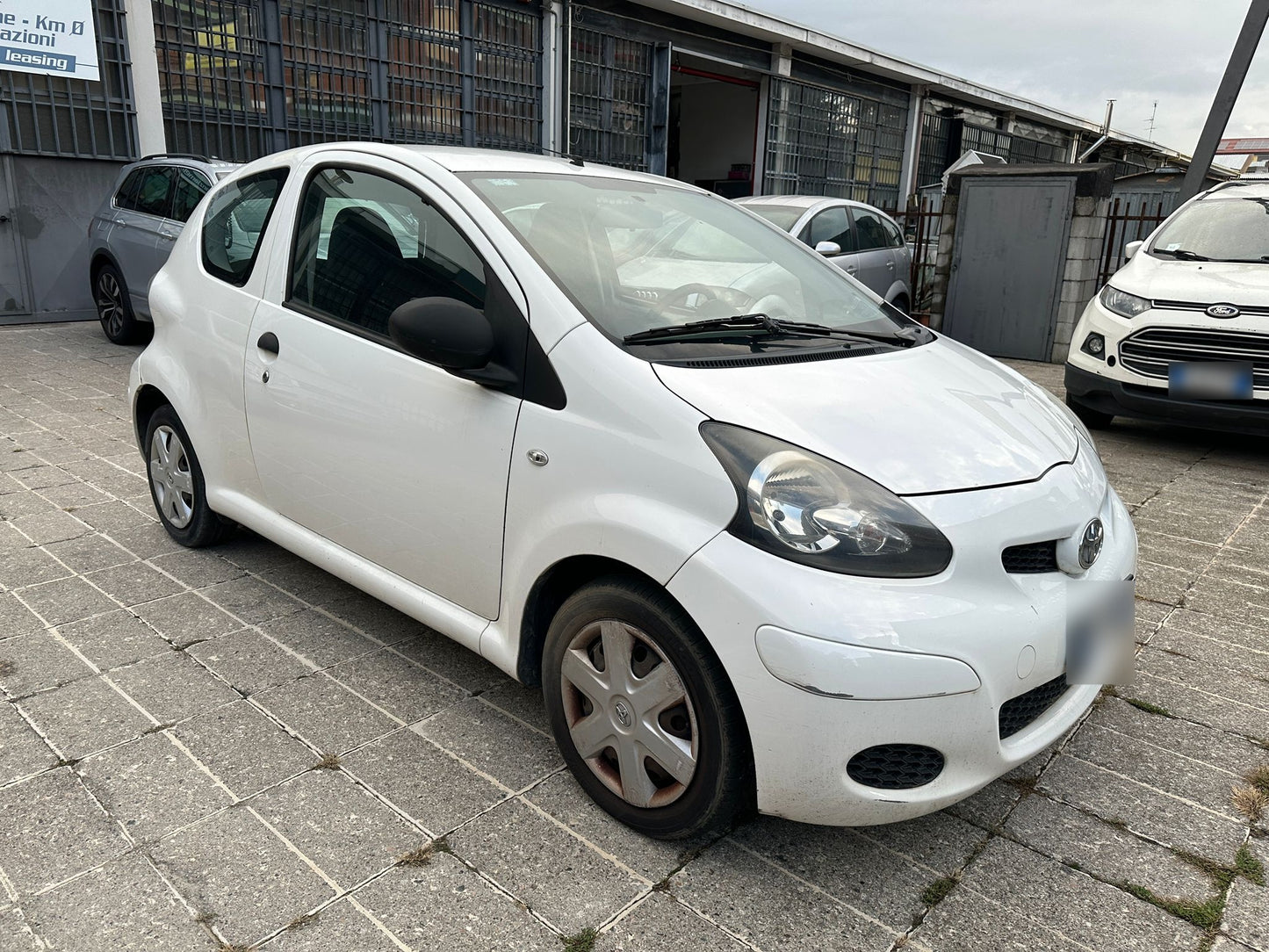 TOYOTA - AYGO (2011 - km 183.748 - Benzina)