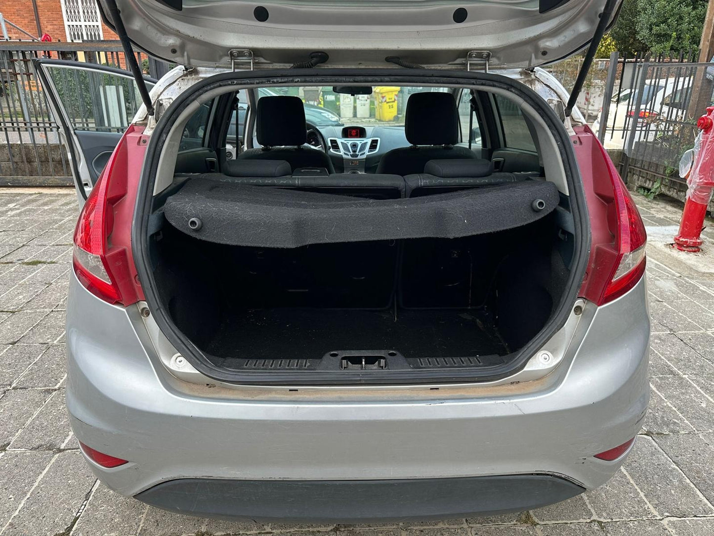 FORD - FIESTA (2011 - km 207.449 - Benzina)