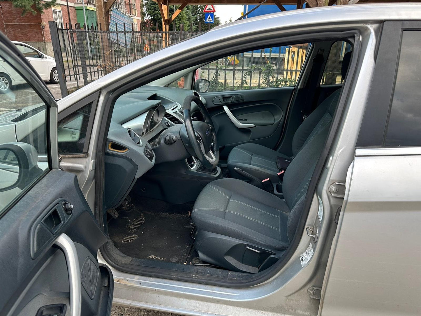 FORD - FIESTA (2011 - km 207.449 - Benzina)