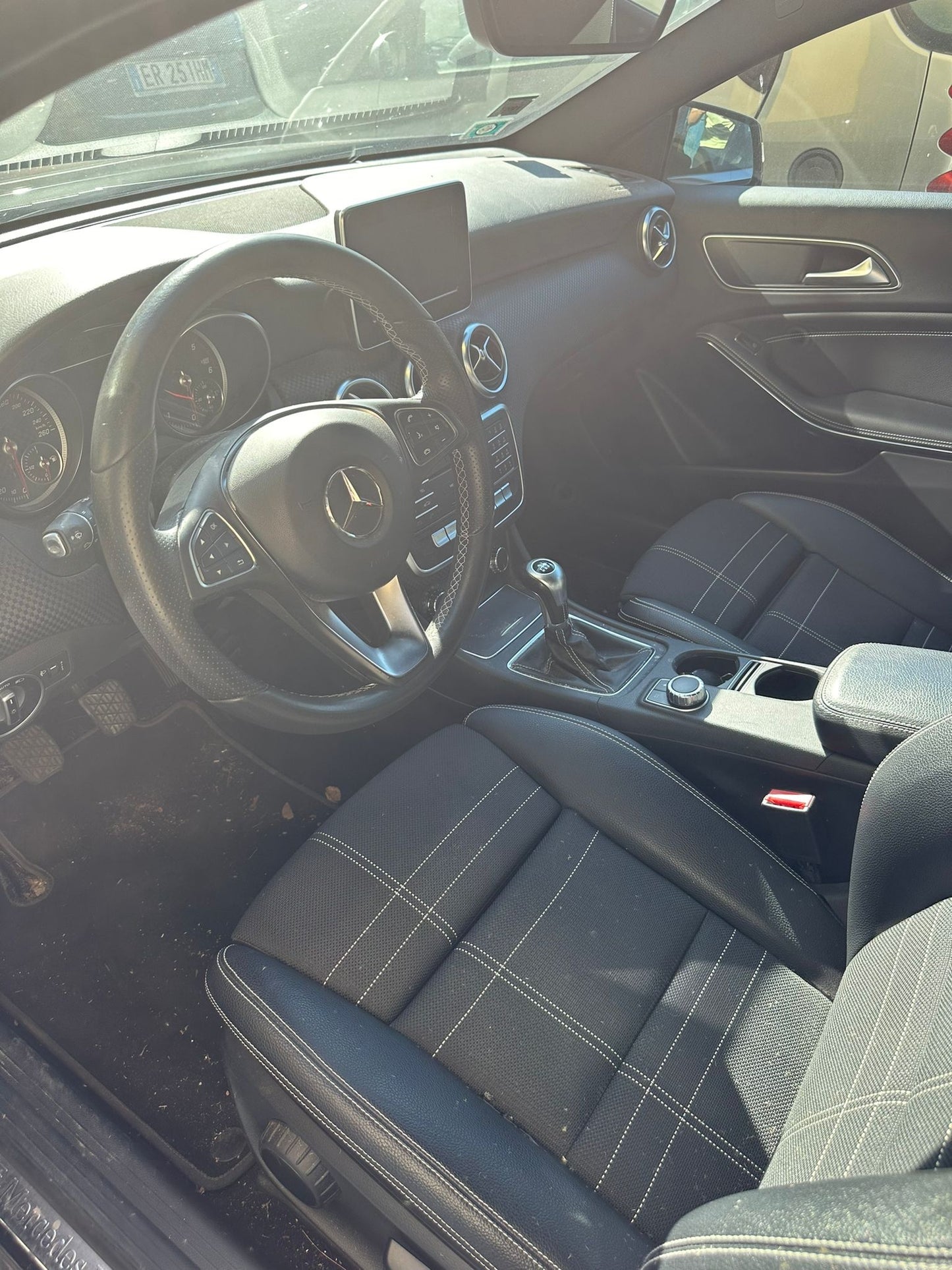 MERCEDES-BENZ - A 180 (2016 - km 100.000 - Diesel)