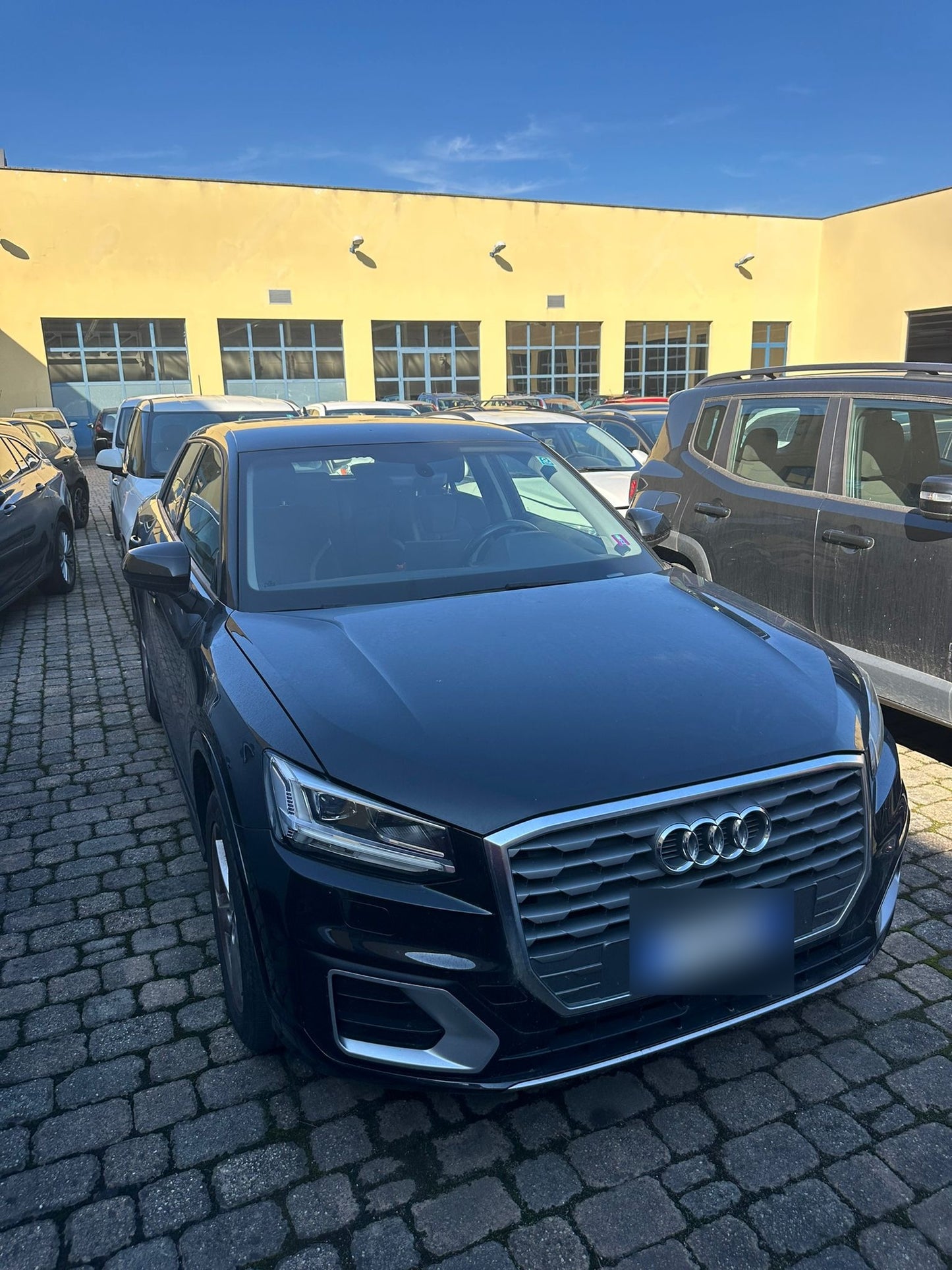 AUDI - Q2 (2018 - km 129.000 - Diesel)