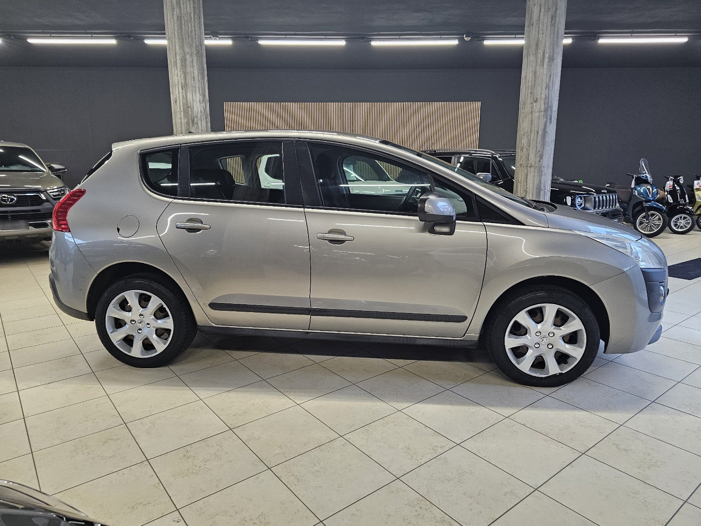 PEUGEOT - 3008 (2013 - km 175.500 - Diesel)