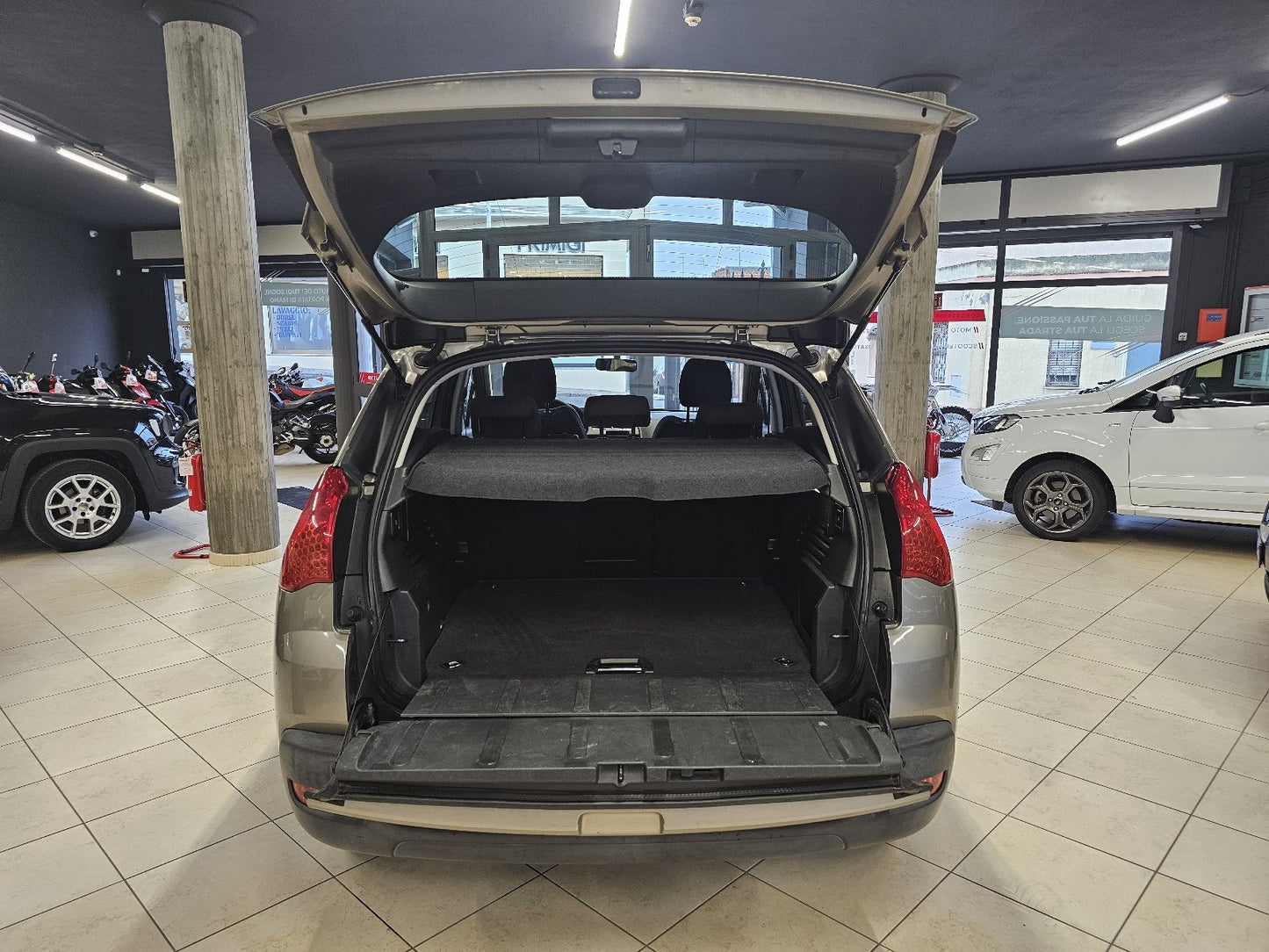 PEUGEOT - 3008 (2013 - km 175.500 - Diesel)
