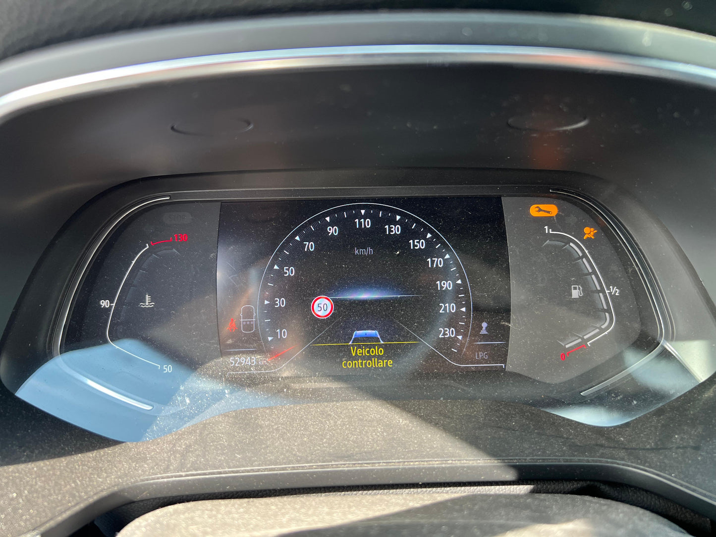 RENAULT - CAPTUR (2021 - km 52.943 - Gpl)